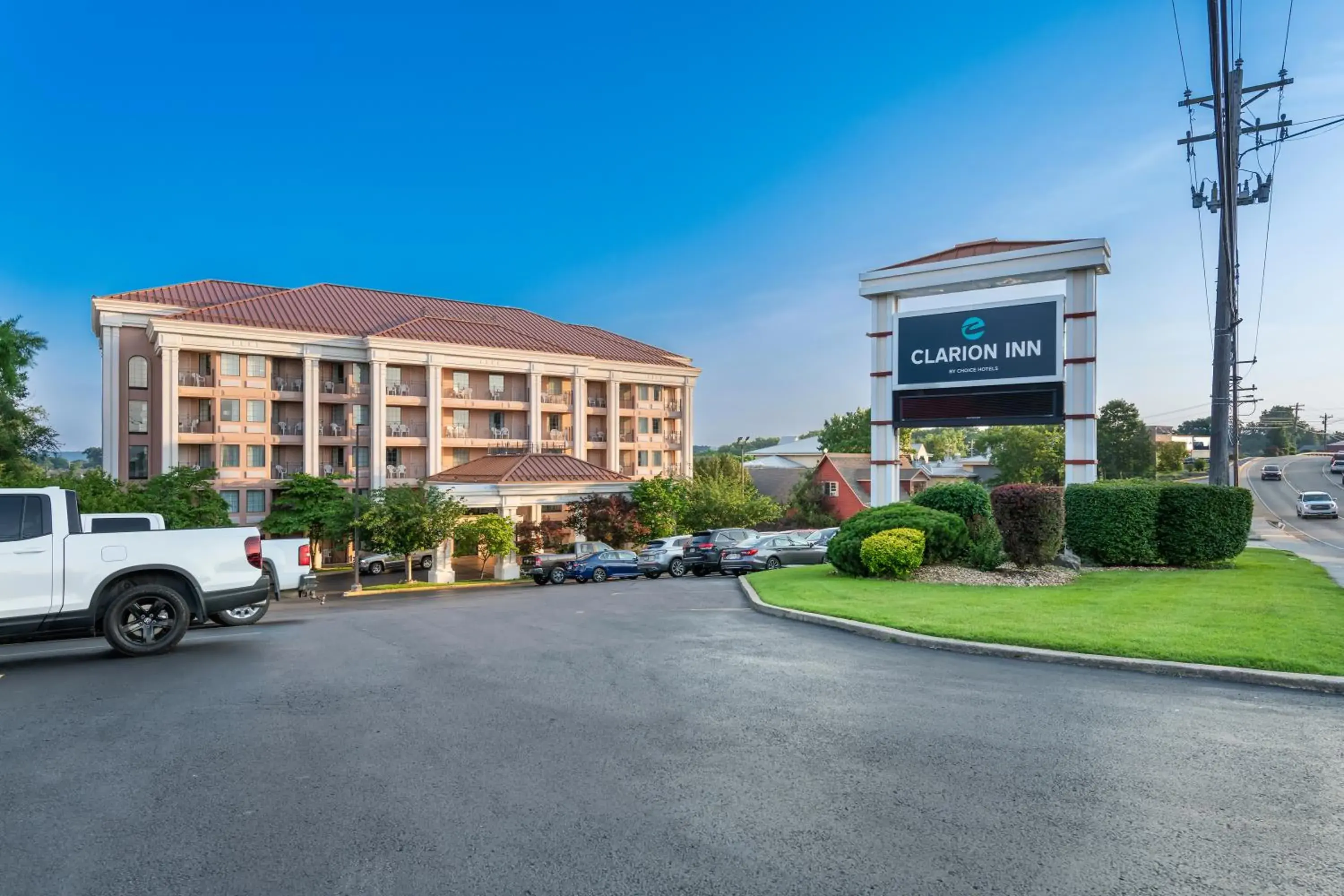 Property building in Clarion Inn Branson Property building in Clarion Inn Branson