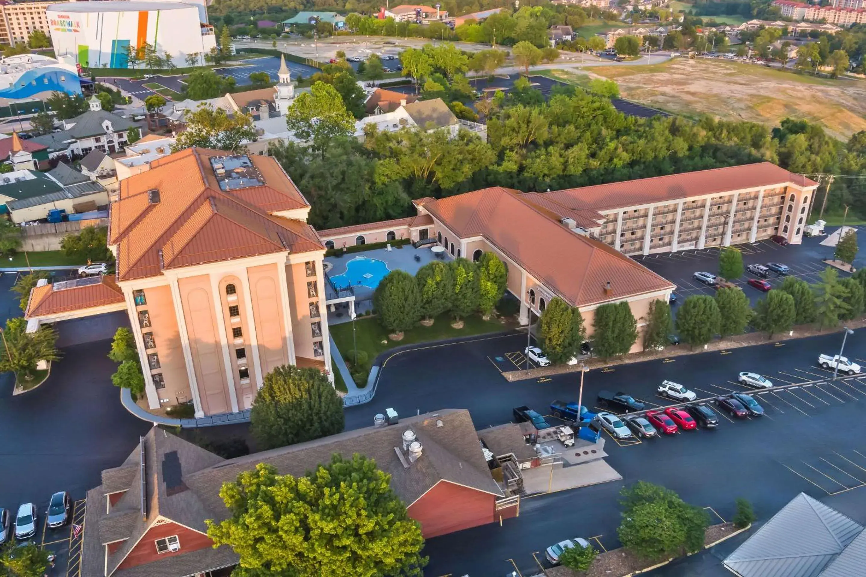 Property building in Clarion Inn Branson Property building in Clarion Inn Branson