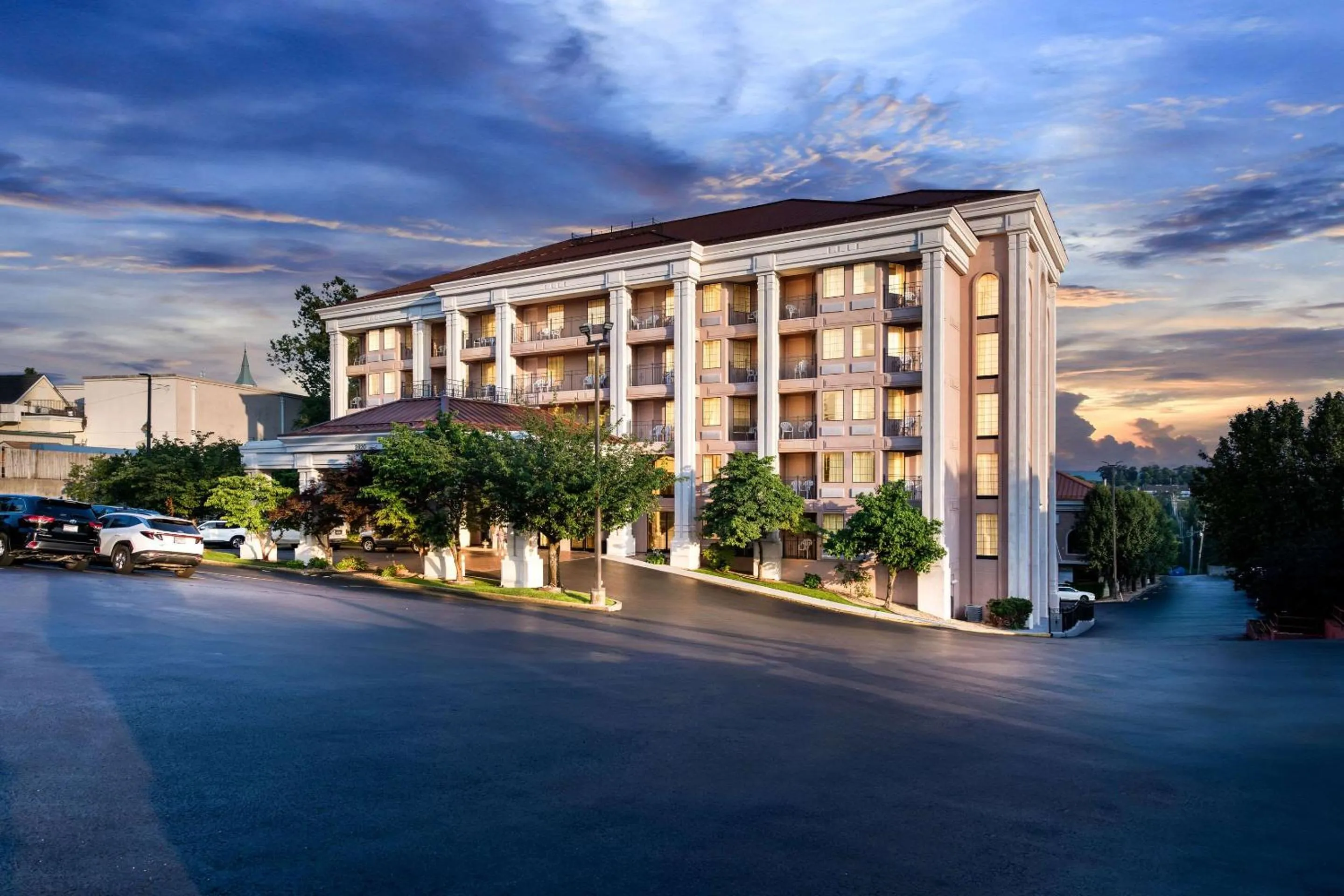 Property building in Clarion Inn Branson