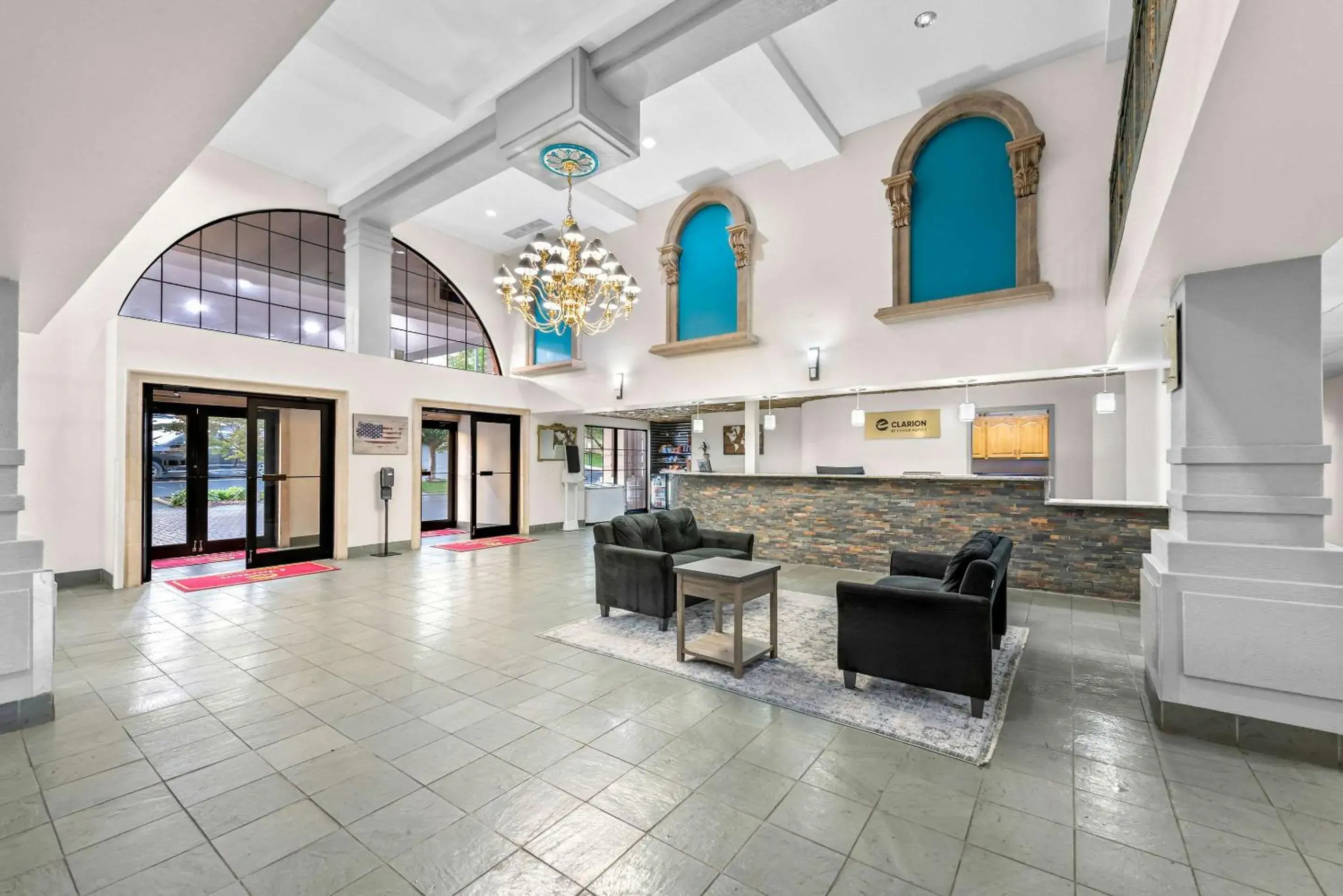 Lobby or reception in Clarion Inn Branson Lobby or reception in Clarion Inn Branson