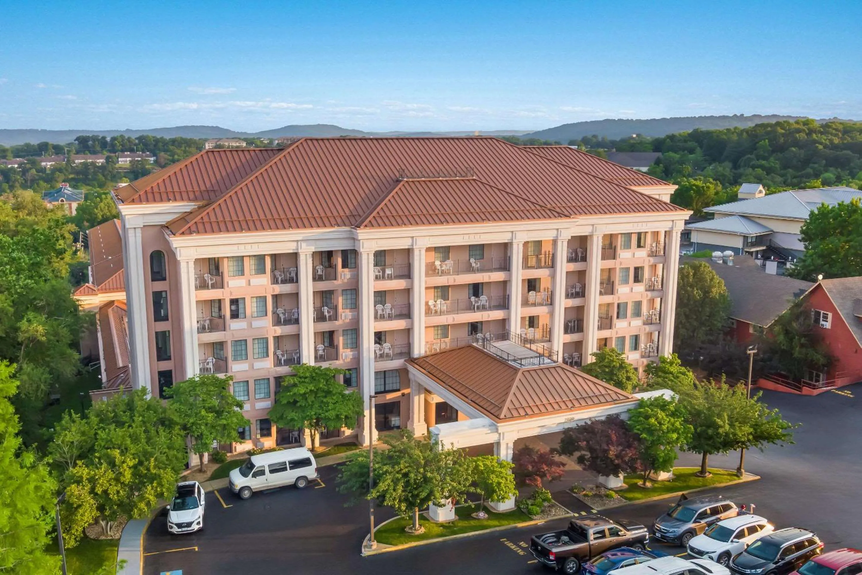 Property building in Clarion Inn Branson