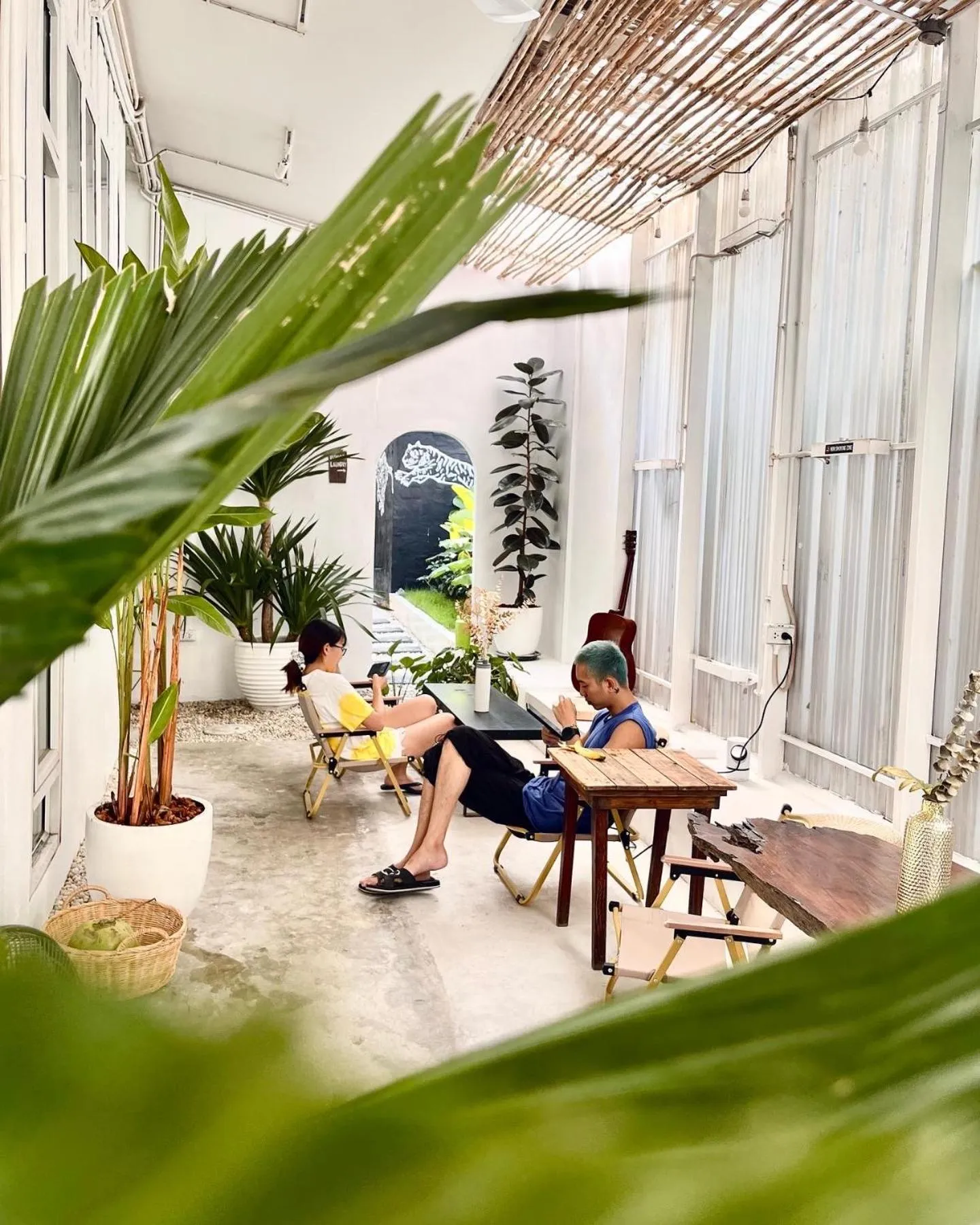 Communal lounge/ TV room in The PARK Society