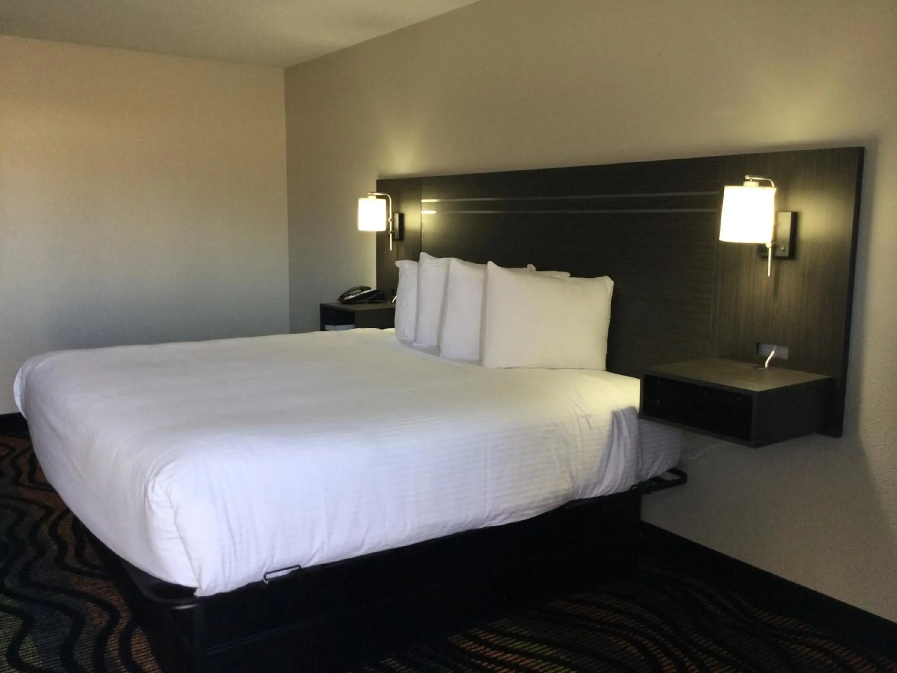 Bed in Americas Best inn Bed in Americas Best inn