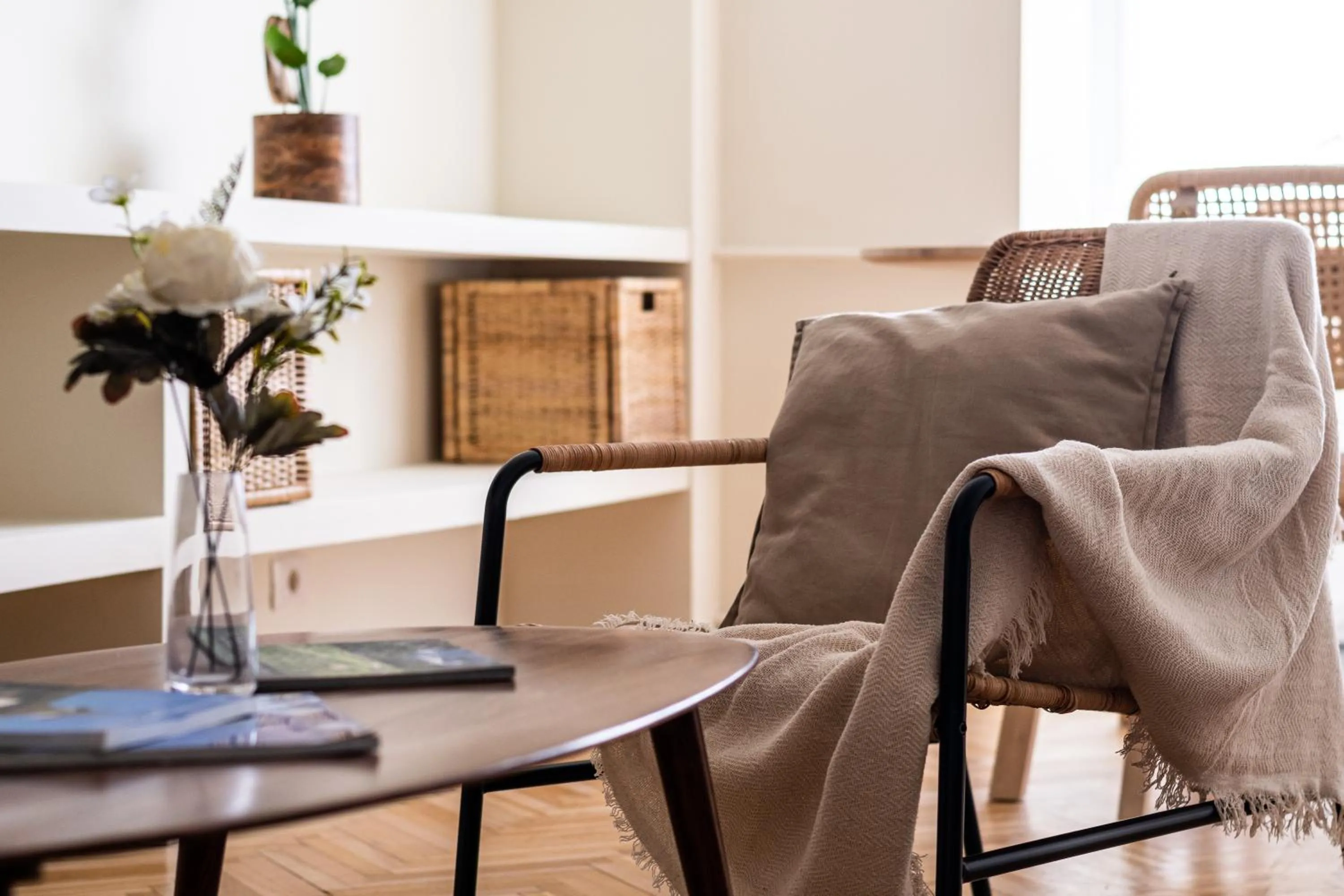 Unirii Center Apartments by Olala Homes