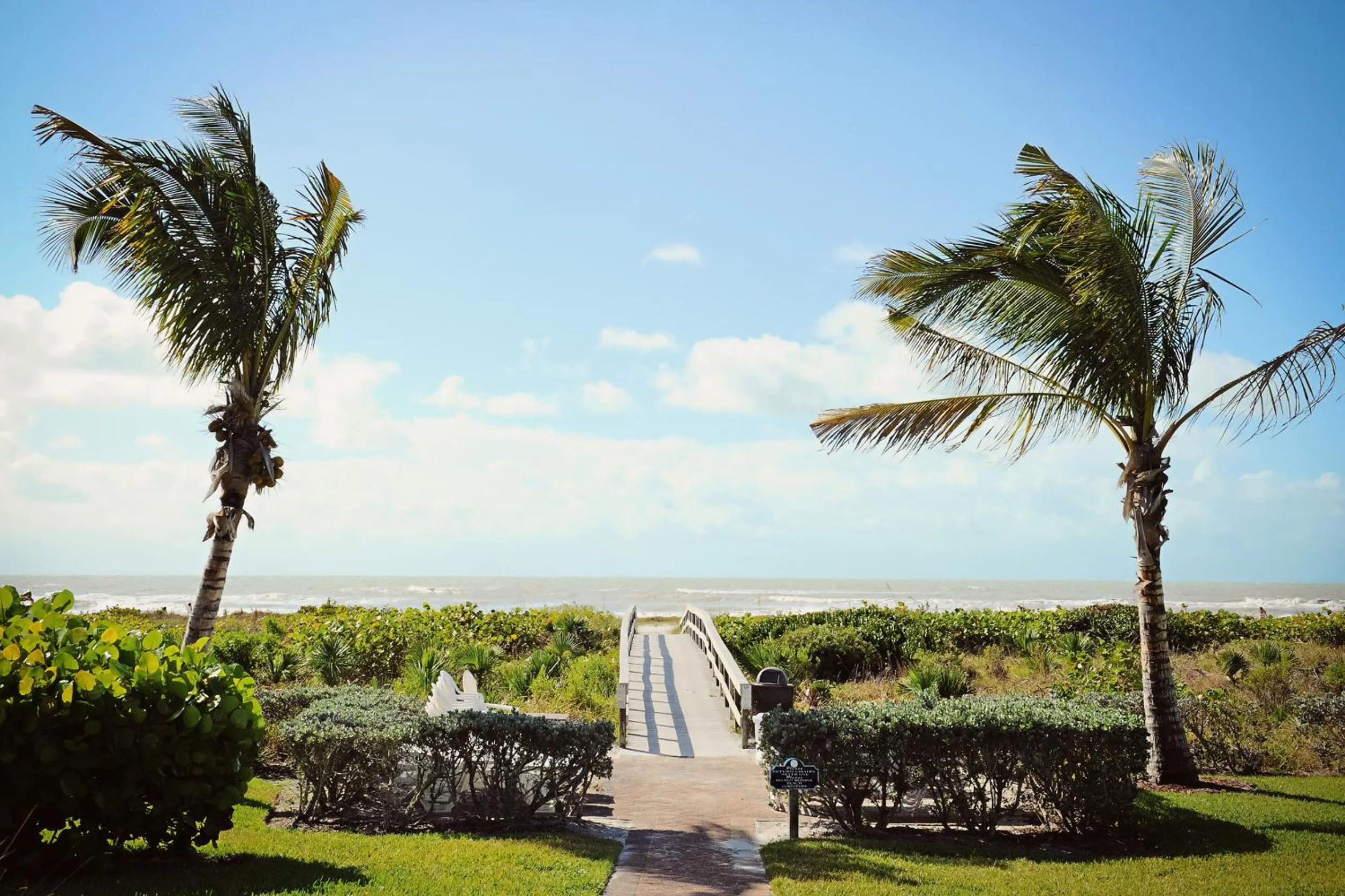 Beach in Sanibel Moorings Resort