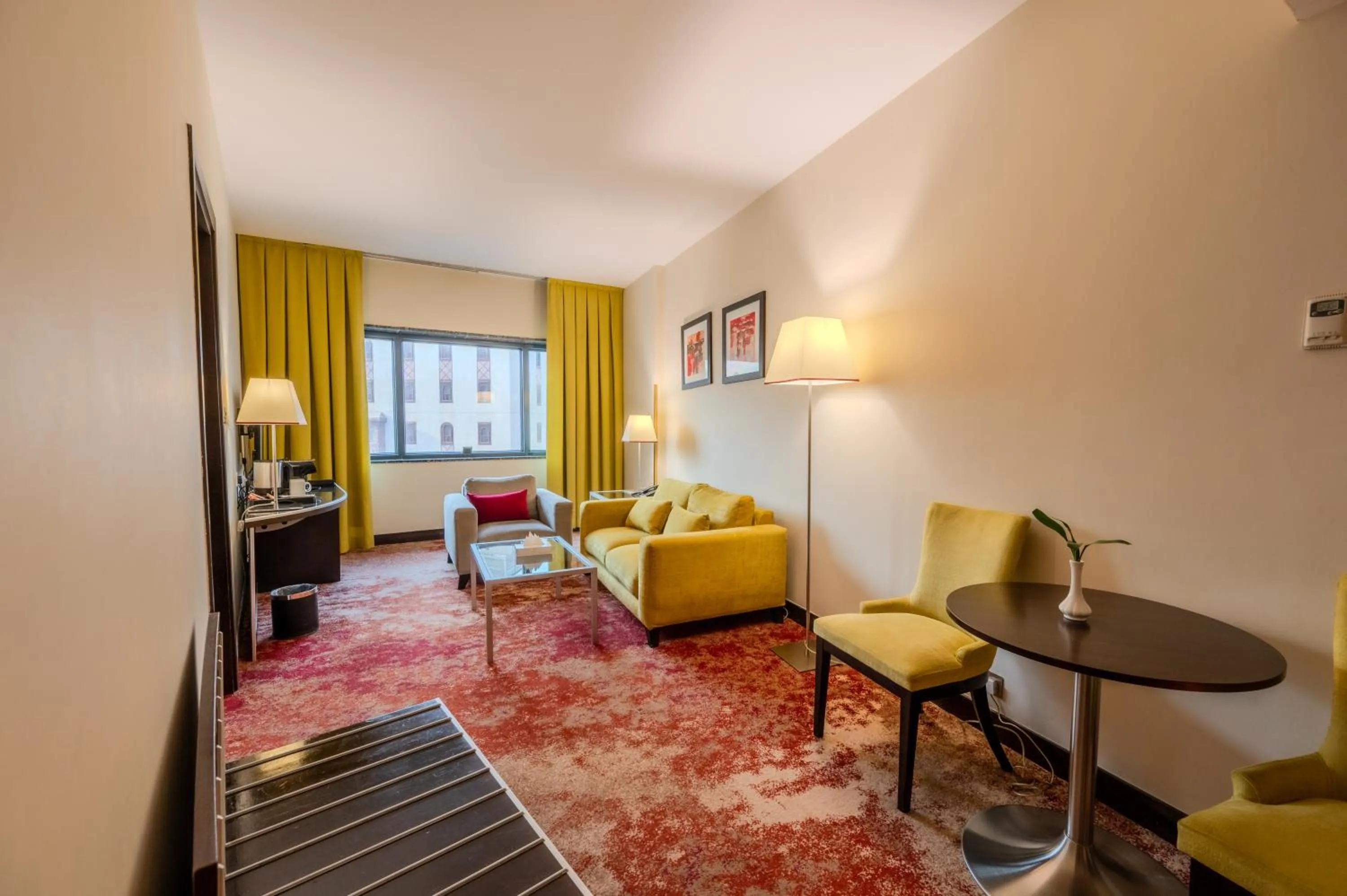 Living room in Maysan Al Harithia Hotel