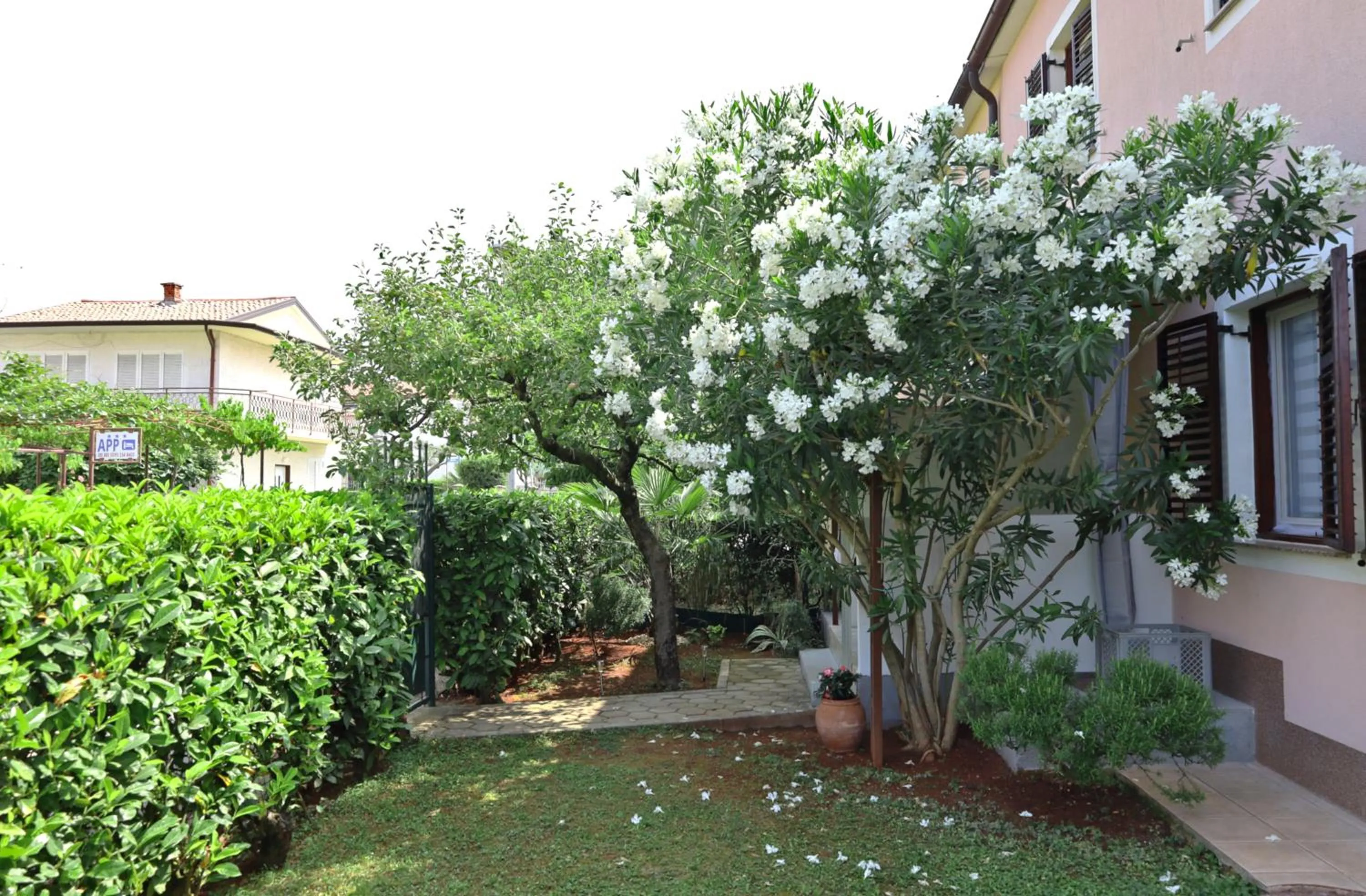 ANA house with apartments