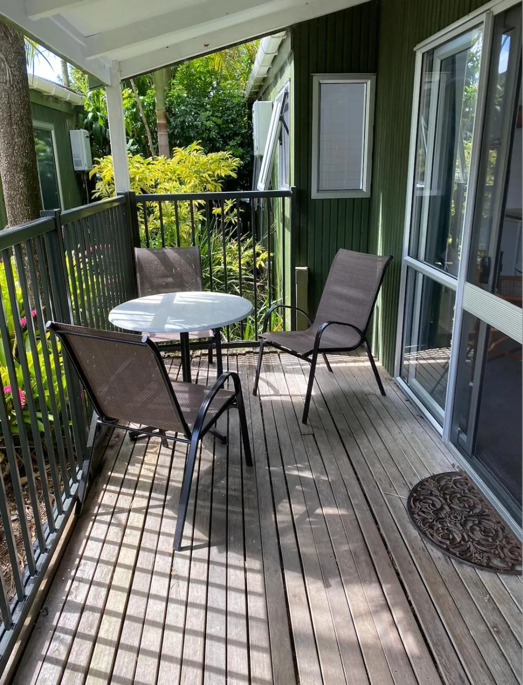 Colonial House Motel