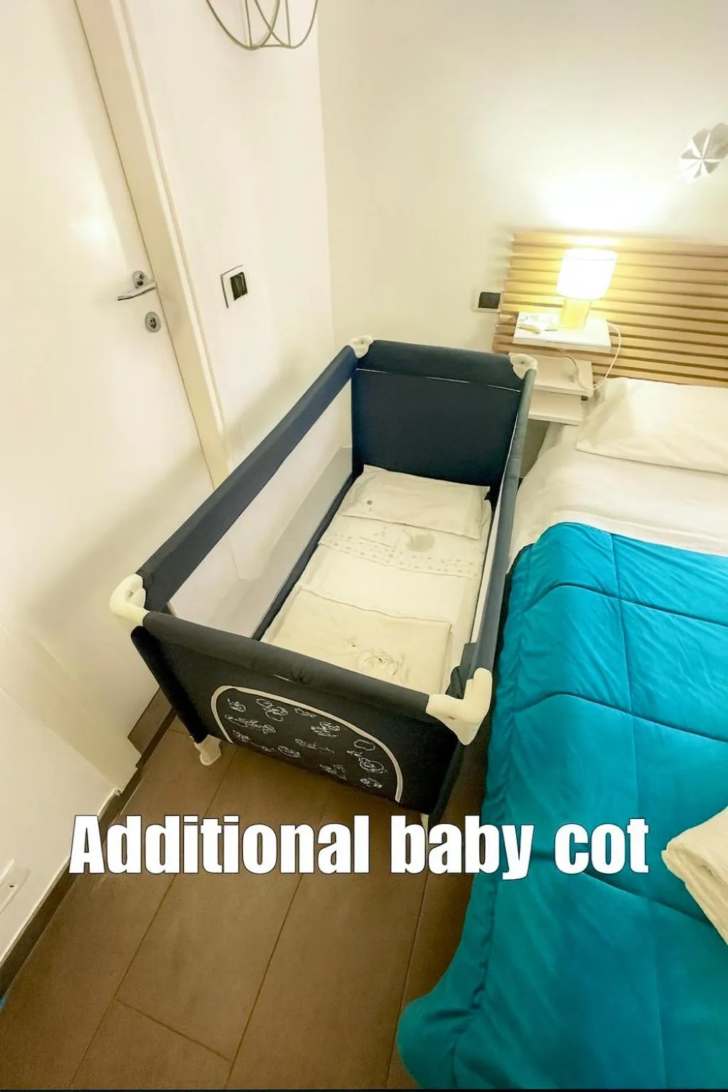 cot, Bed in Trastevere Stars