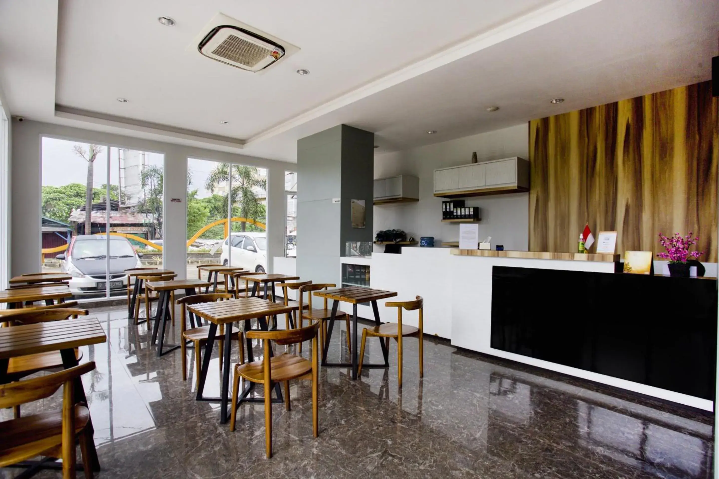 Lobby or reception in Collection O Bekasi Timur Near Gedung Juang Formerly Regia Tambun Lobby or reception in Collection O Bekasi Timur Near Gedung Juang Formerly Regia Tambun