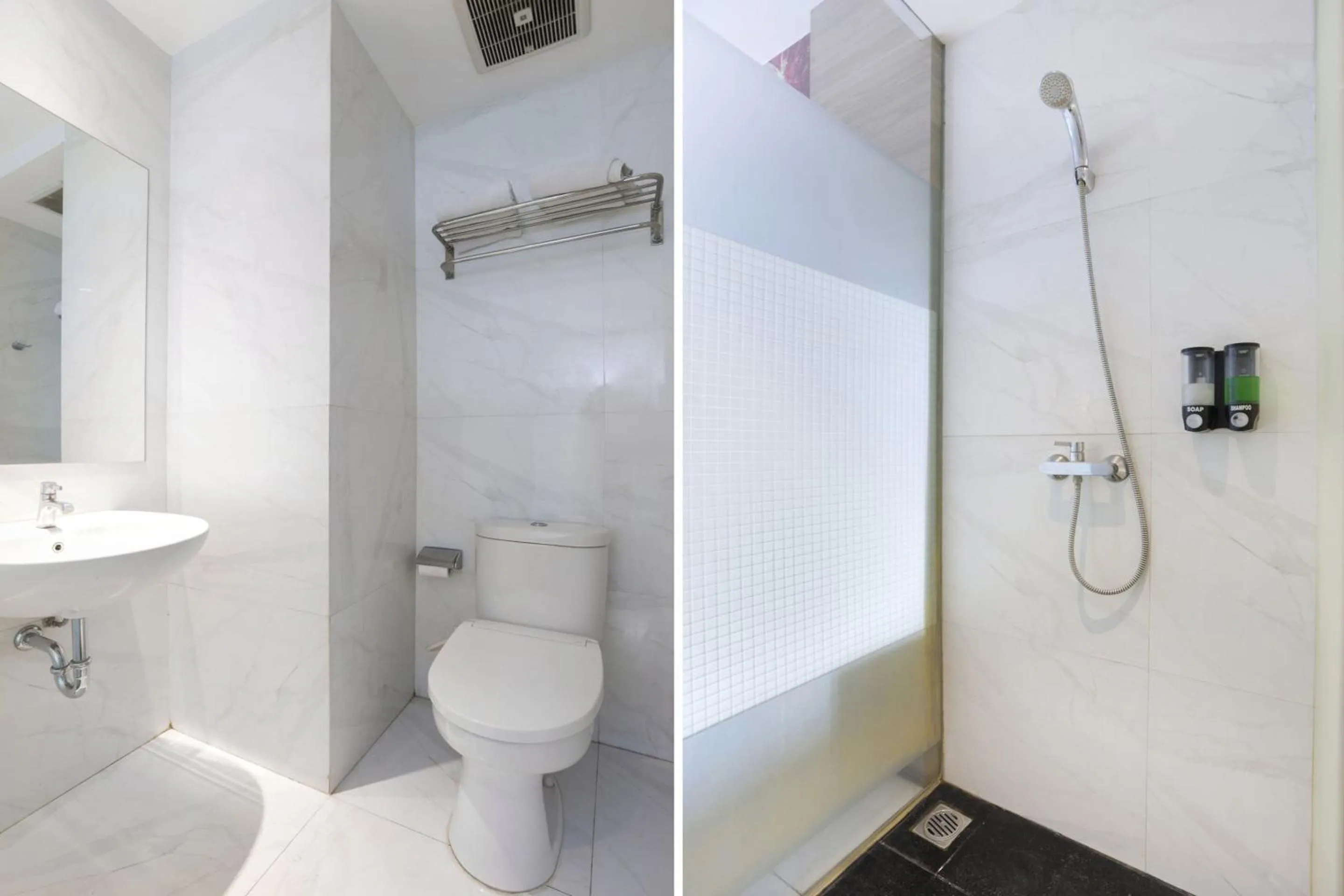 Bathroom in Collection O Bekasi Timur Near Gedung Juang Formerly Regia Tambun