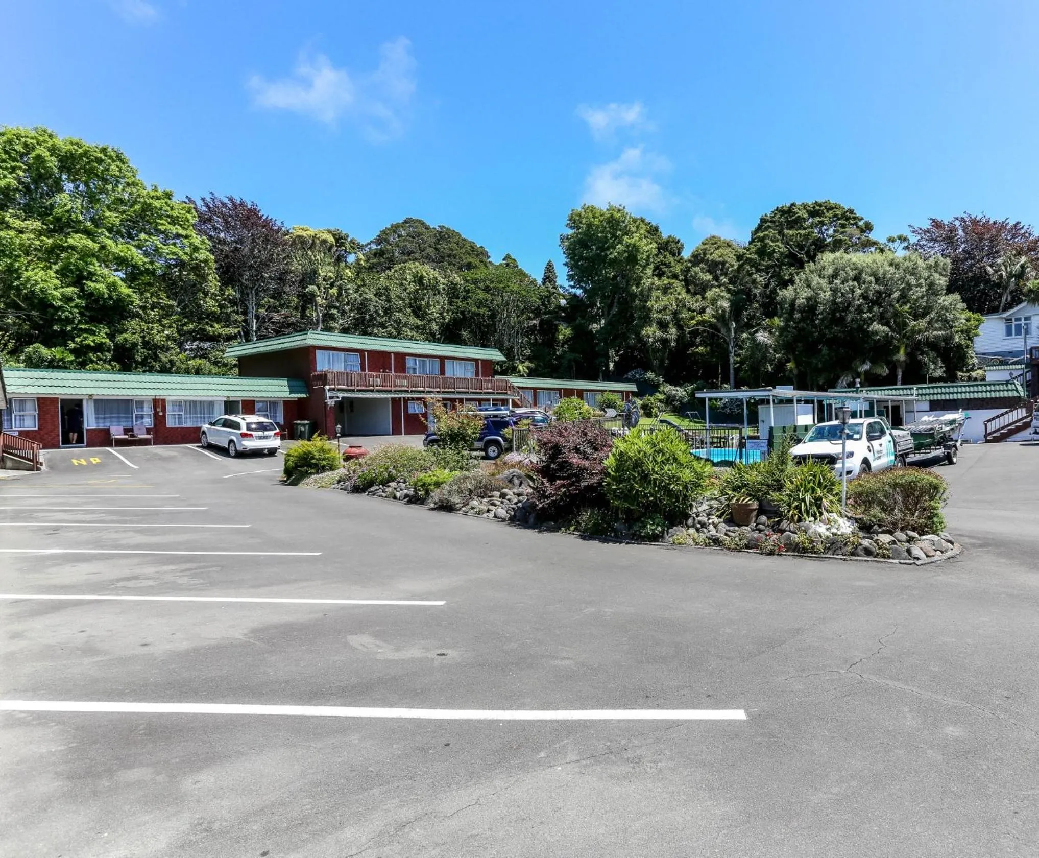 Property building in Flamingo Motel