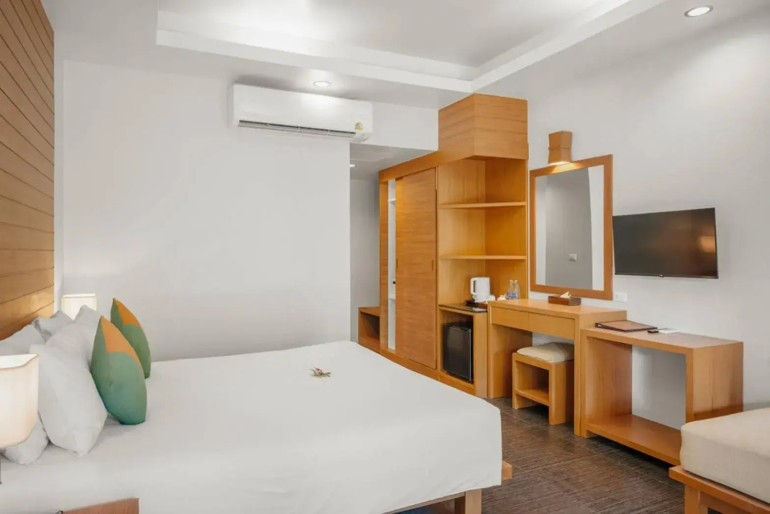 Bed in Baan Chaweng Beach Resort & Spa - SHA Extra Plus Bed in Baan Chaweng Beach Resort & Spa - SHA Extra Plus