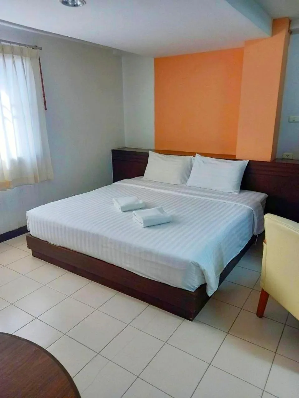 Bed in Mansion Sarasinee @ Chatuchak