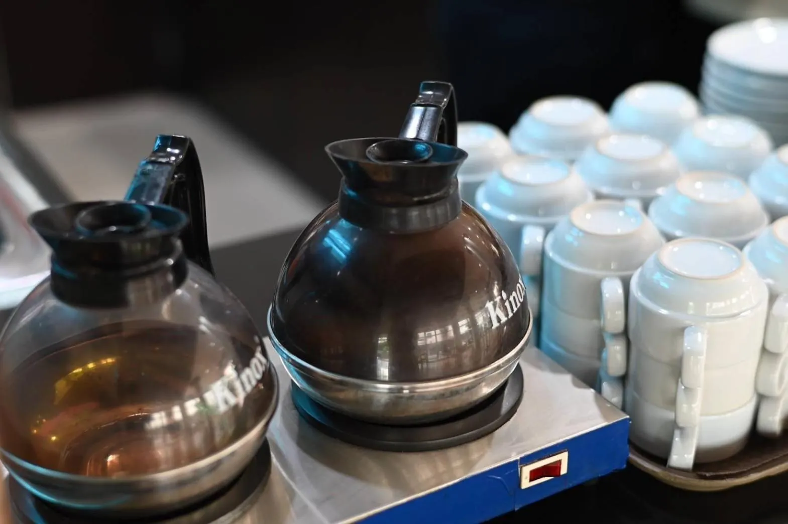 Restaurant/places to eat in Mansion Sarasinee @ Chatuchak