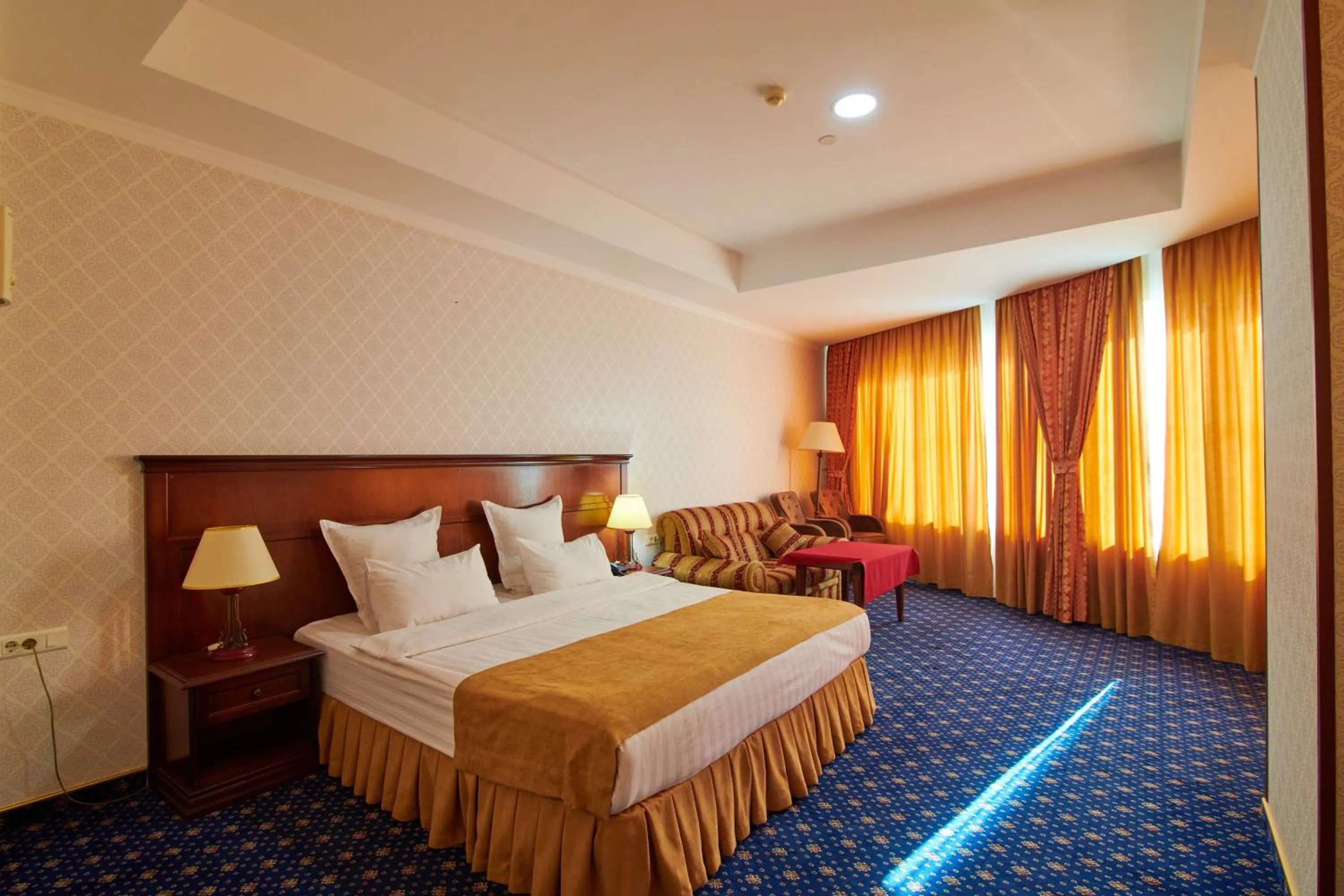 Bed in Grand Hotel Victory