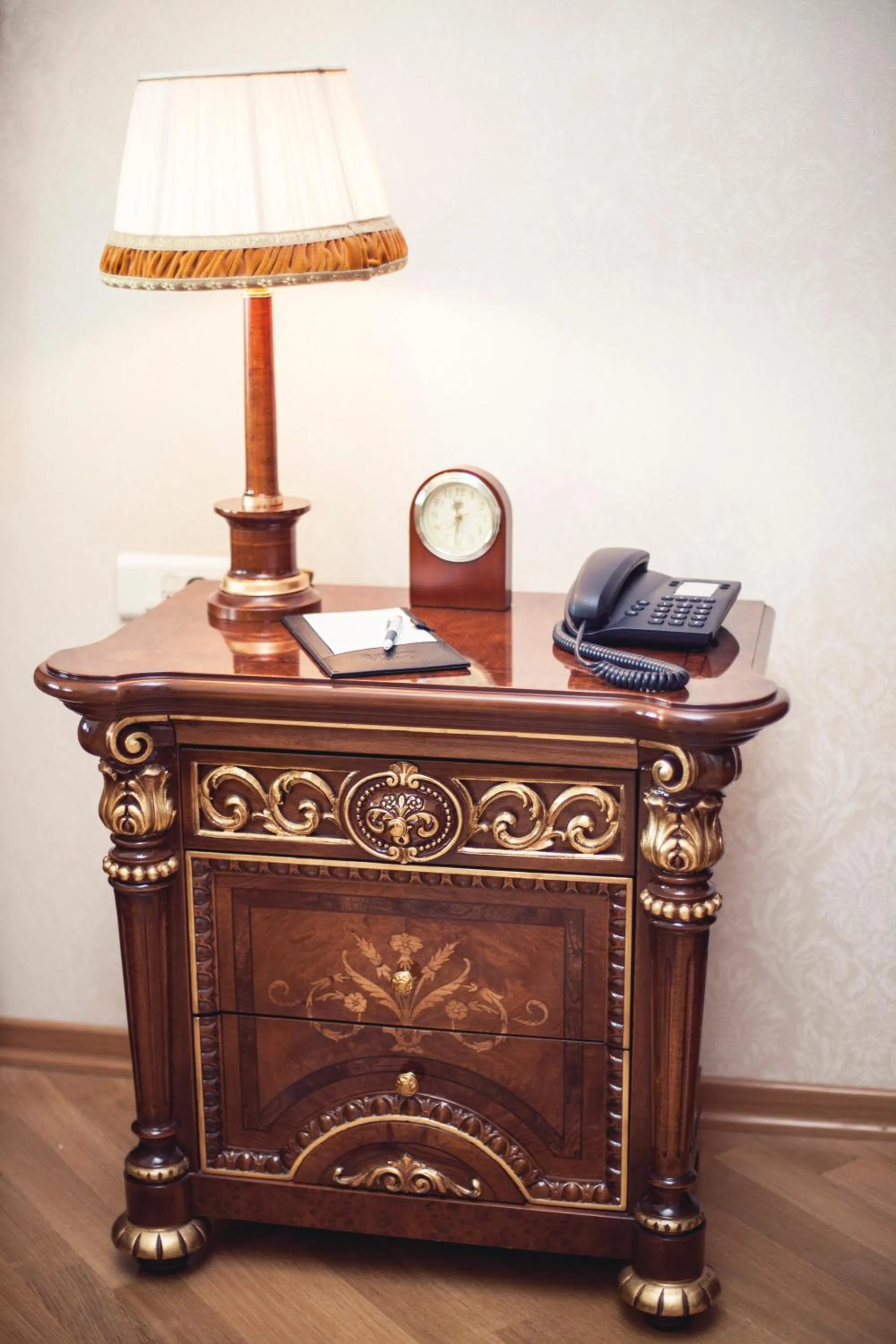 Decorative detail in Grand Hotel Victory