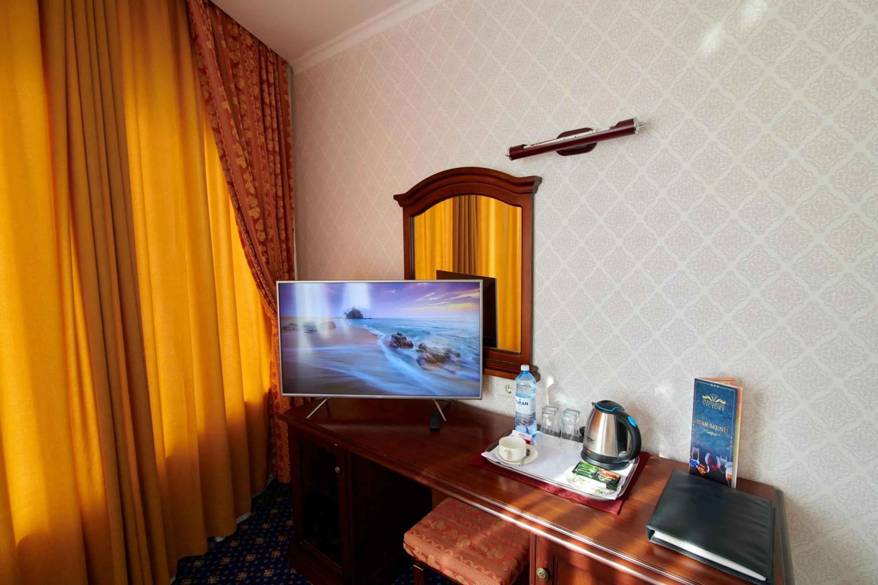 TV and multimedia in Grand Hotel Victory