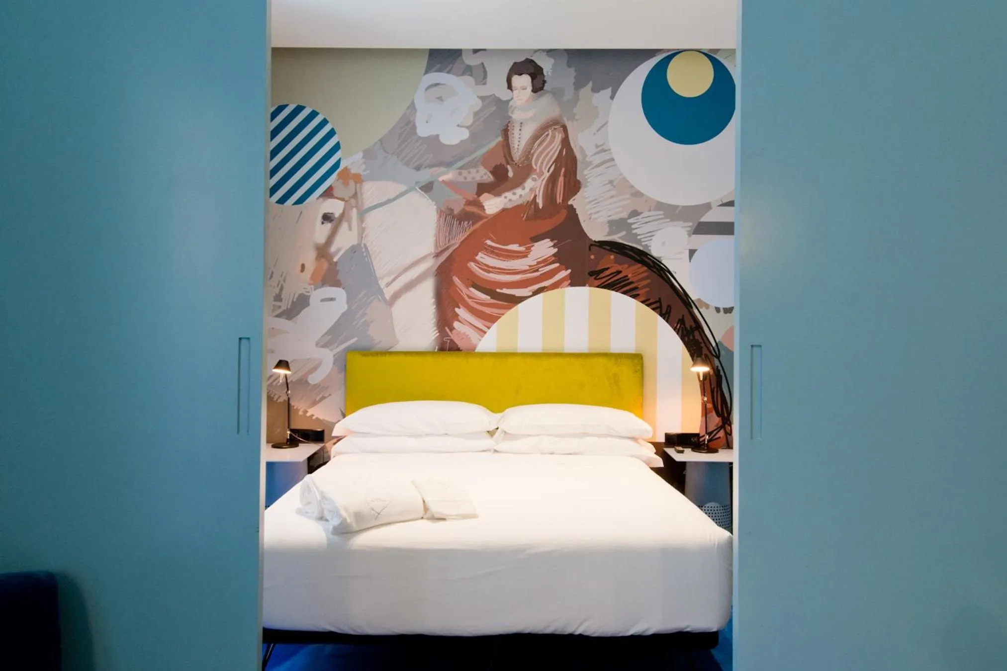 Bed in Amor de Dios 17 Boutique Apartments