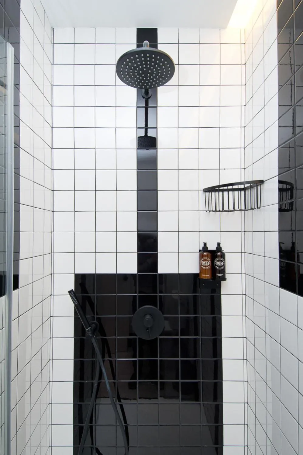 Shower in Amor de Dios 17 Boutique Apartments