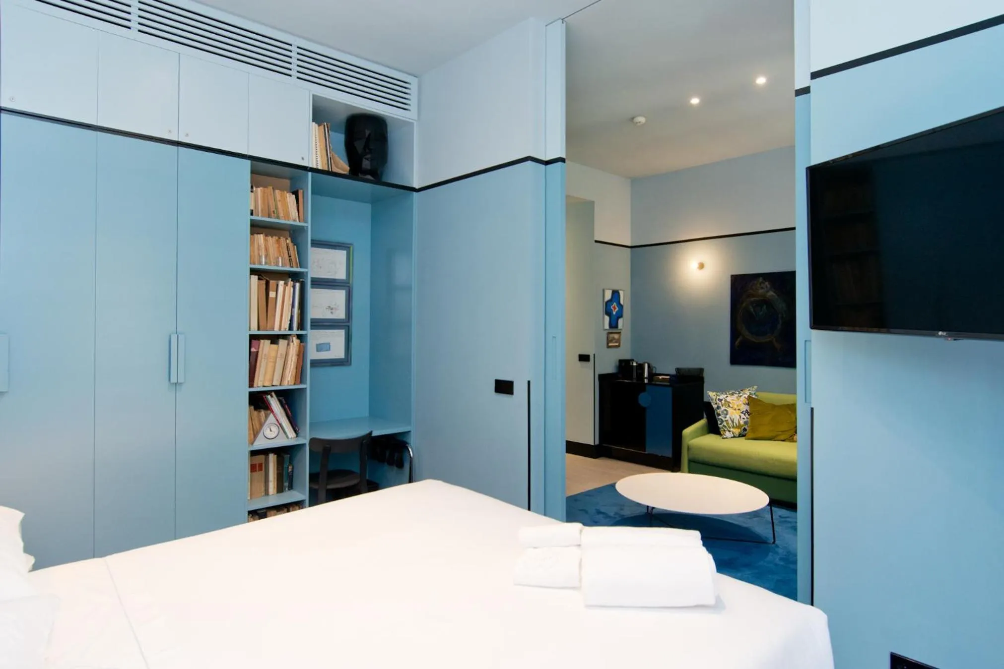 Bed in Amor de Dios 17 Boutique Apartments