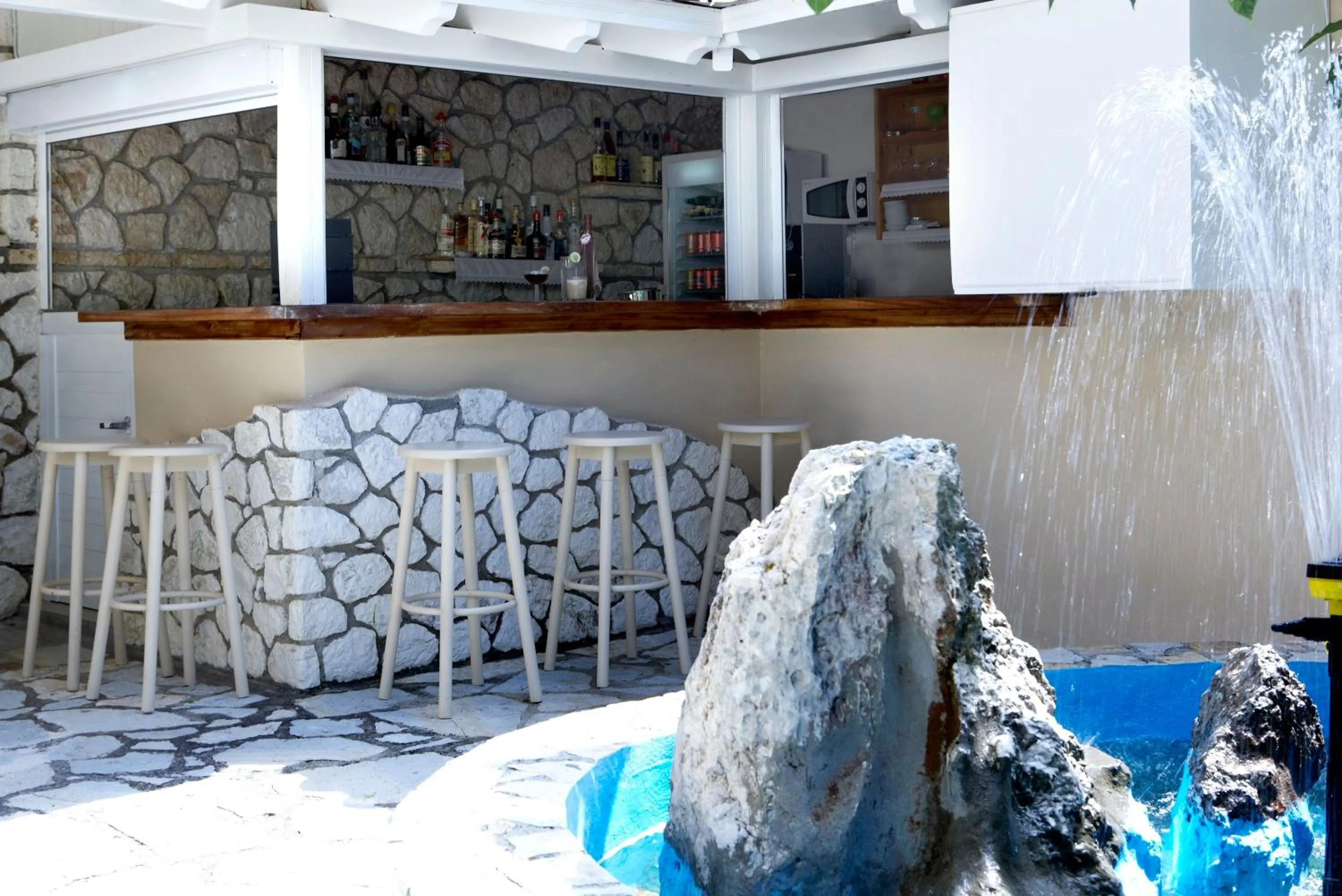 Lounge or bar in Dafnoudi Hotel Apartments