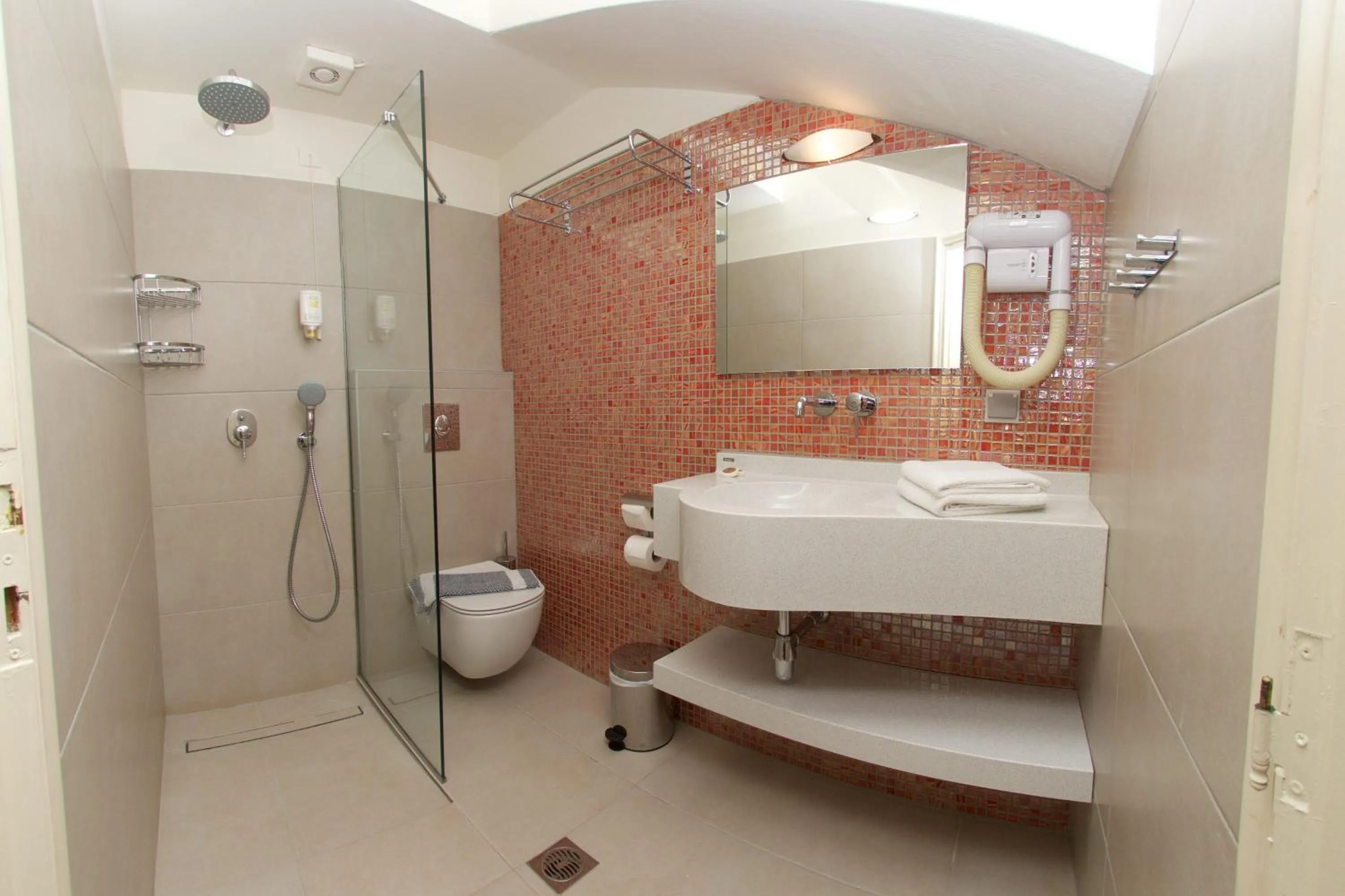 Dafnoudi Hotel Apartments