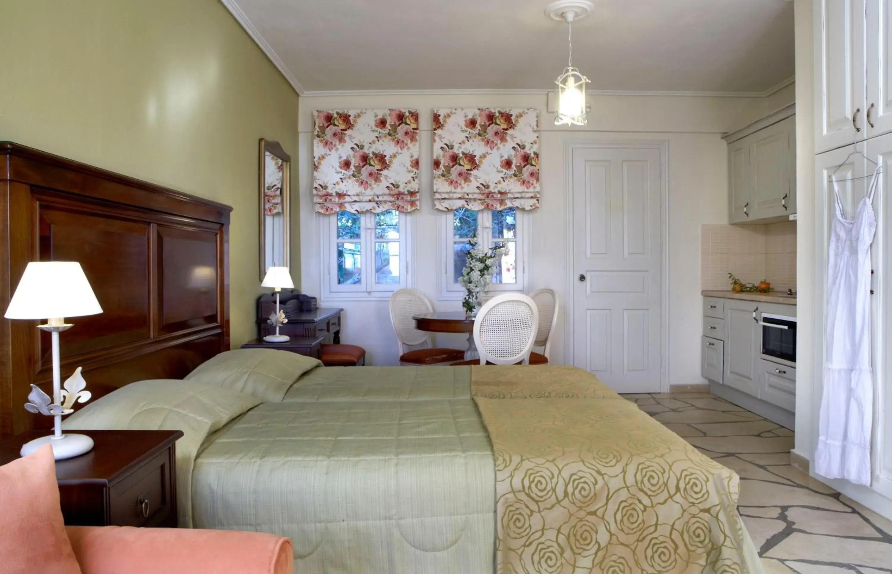 Photo of the whole room, Bed in Dafnoudi Hotel Apartments Photo of the whole room, Bed in Dafnoudi Hotel Apartments