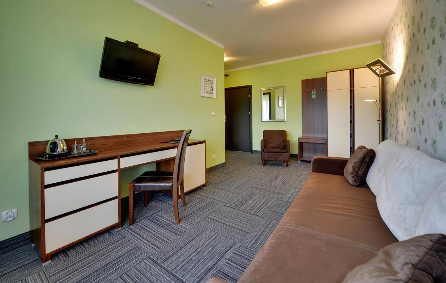 Seating area in Willa Petrus