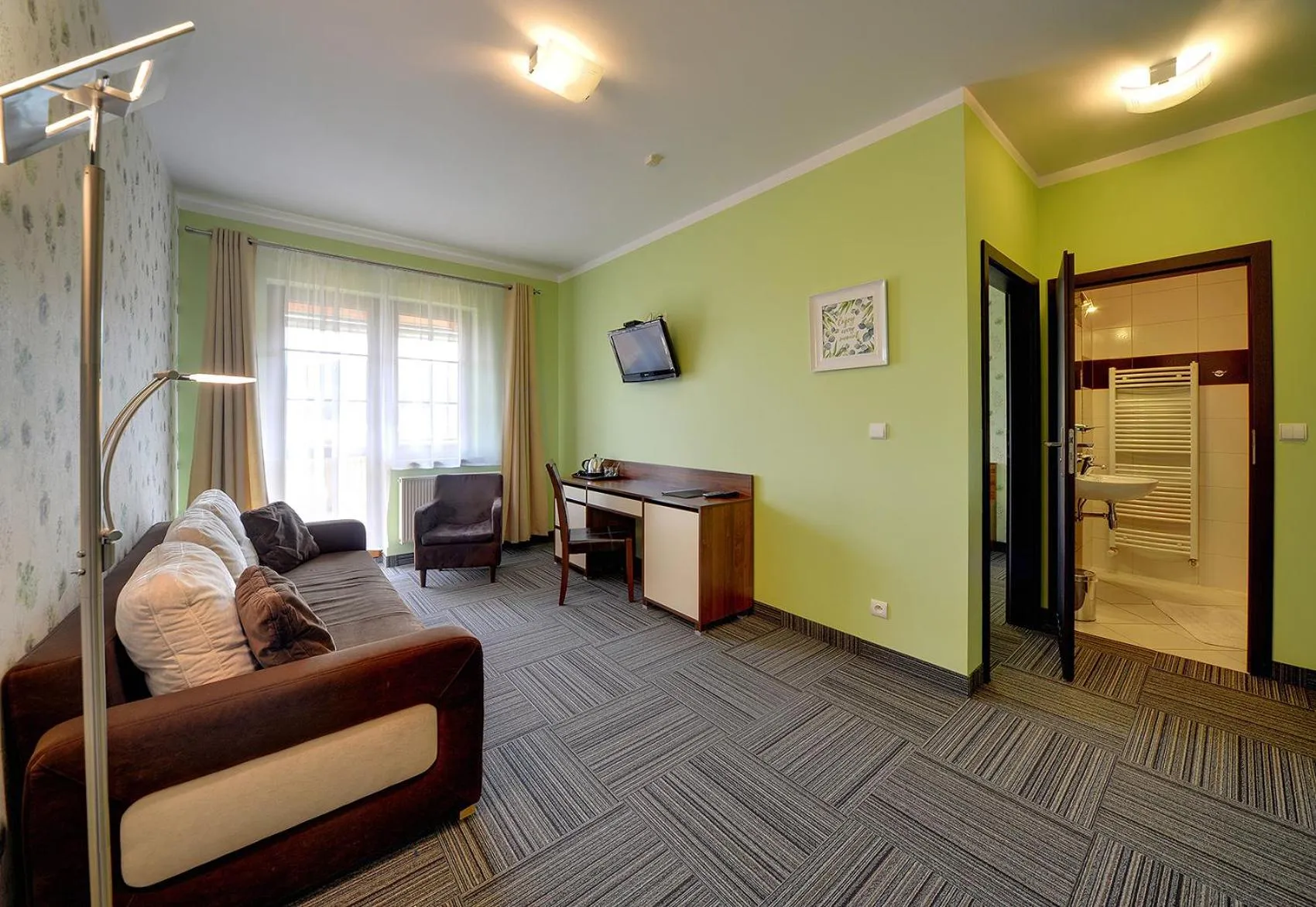 Seating area in Willa Petrus