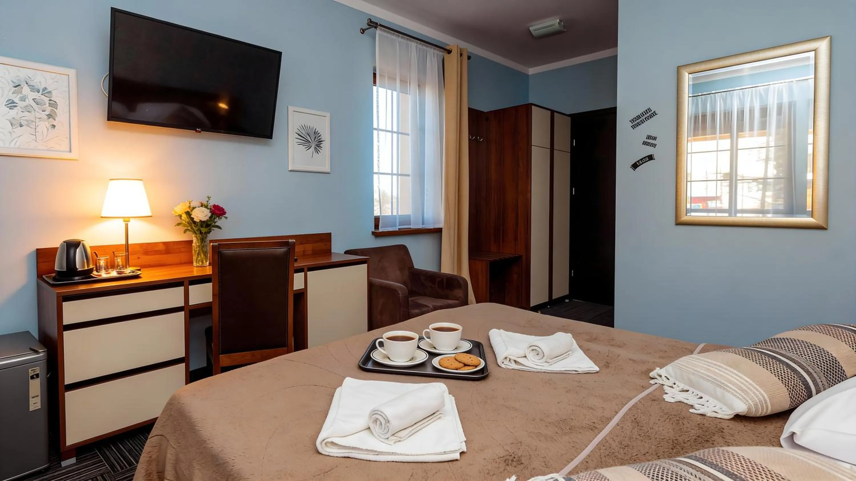 Photo of the whole room, Bed in WILLA PETRUS - CENTRUM BALKONY WINDA ŚNIADANIA RELAKS I WYGODa