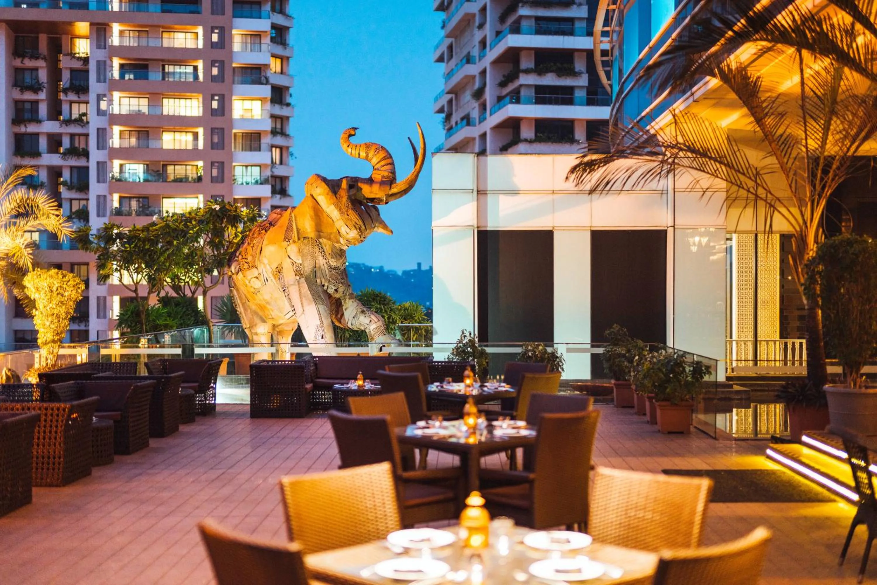 Restaurant/places to eat in Sofitel Mumbai BKC