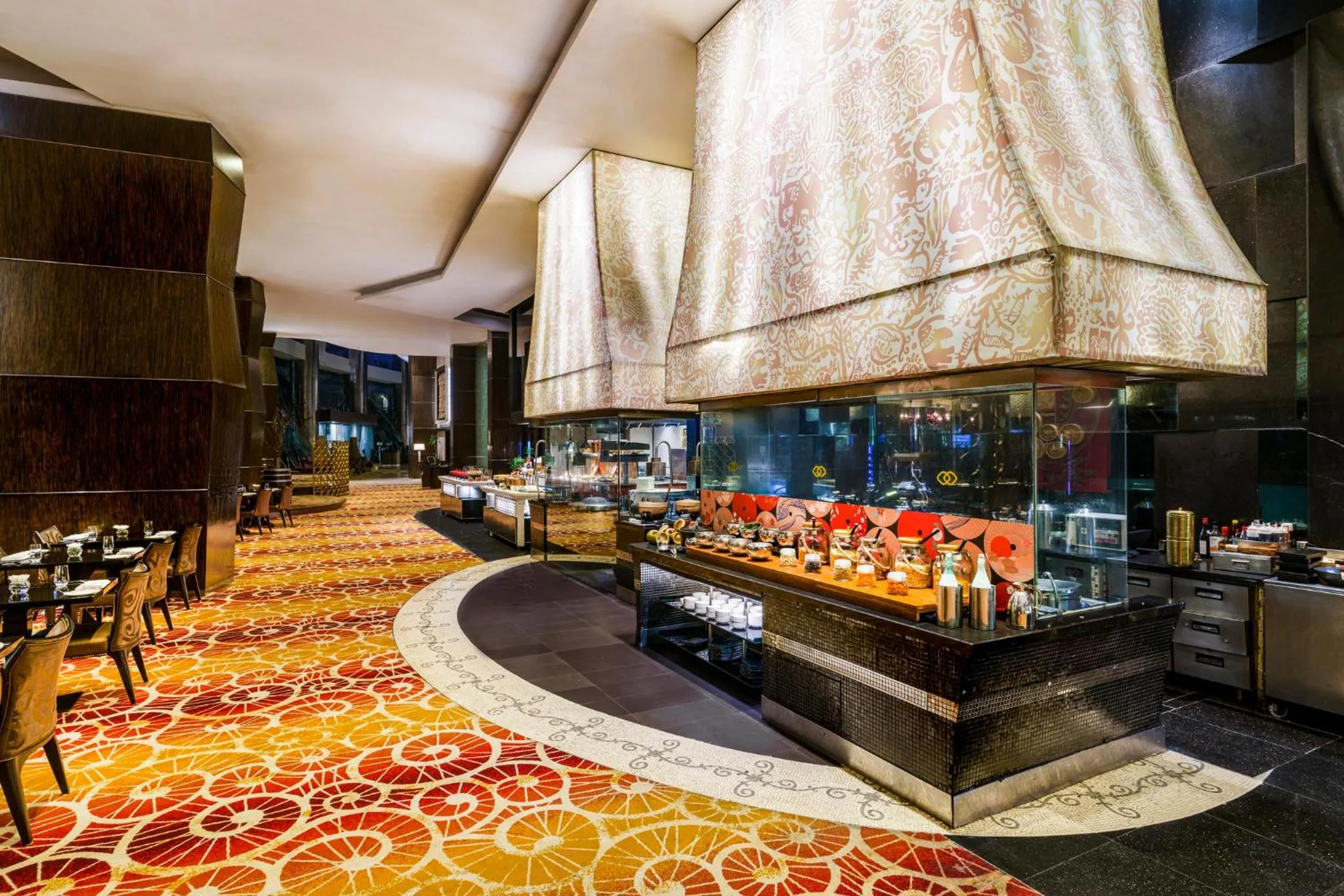 Restaurant/places to eat in Sofitel Mumbai BKC