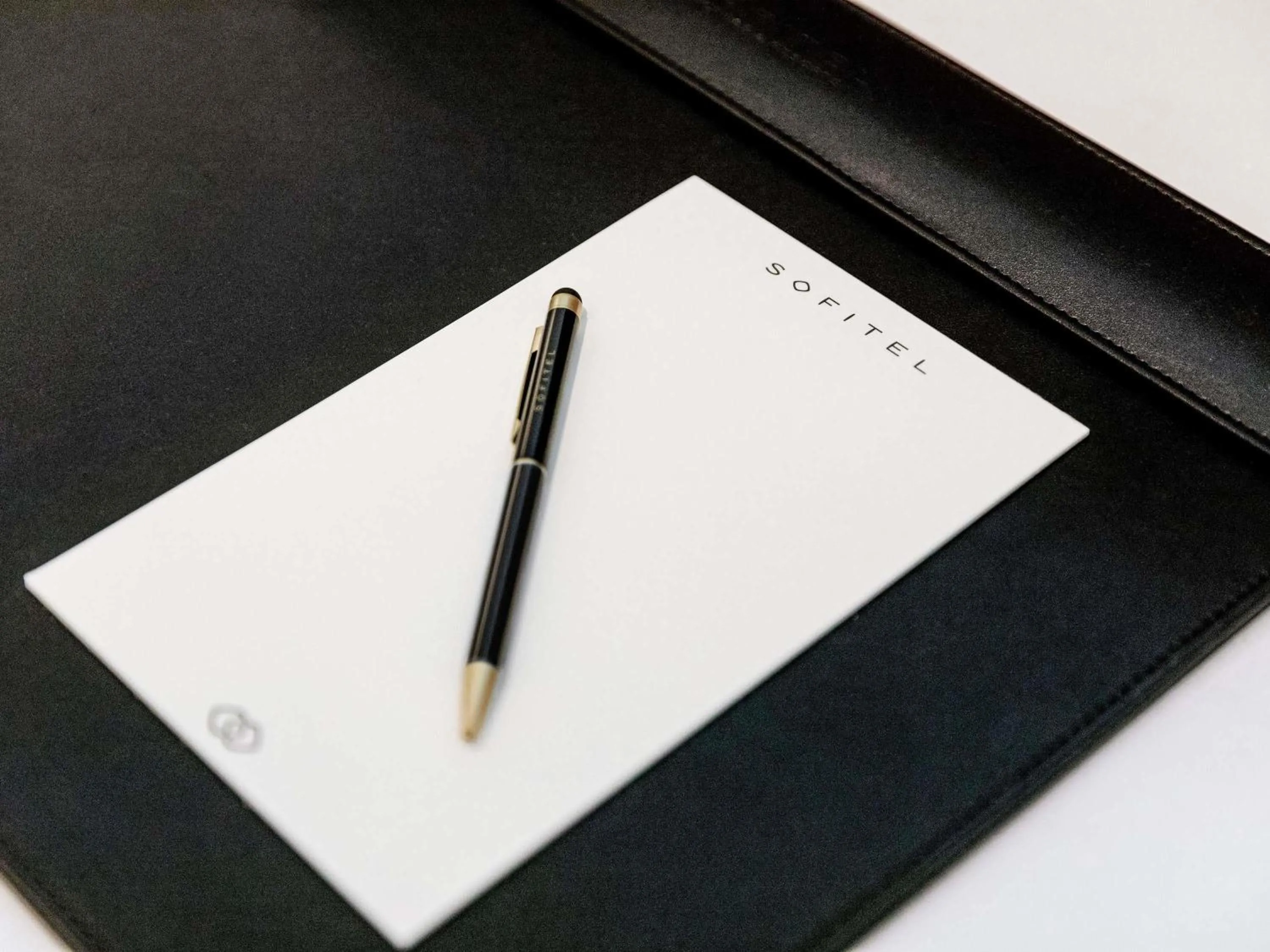 Business facilities in Sofitel Mumbai BKC