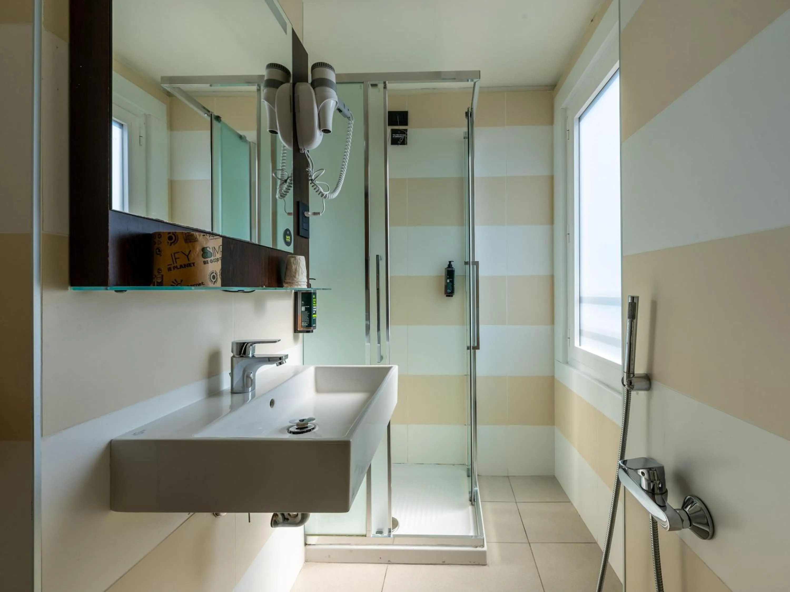 Photo of the whole room in B&B Hotel Genova Principe