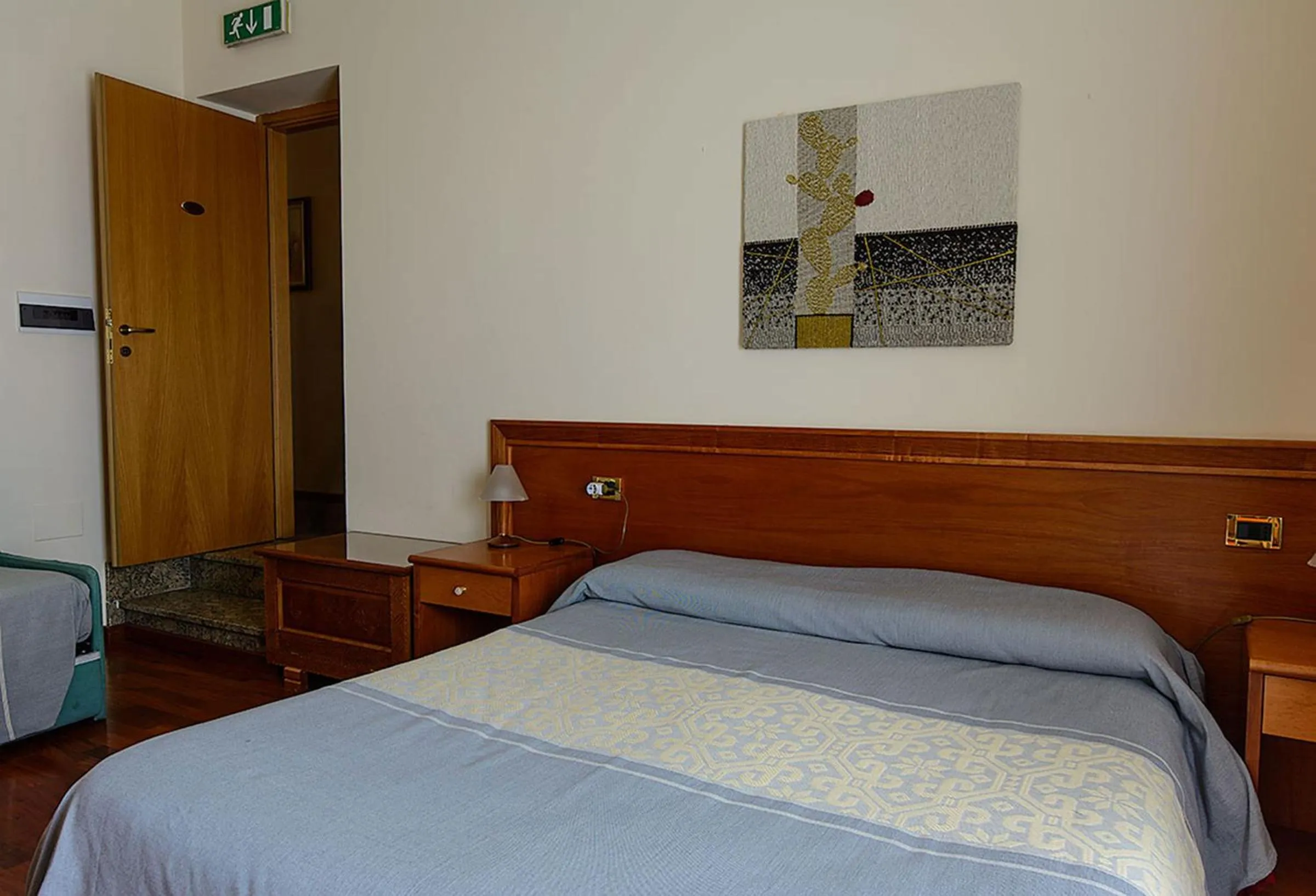 Bed in Hotel Del Corso