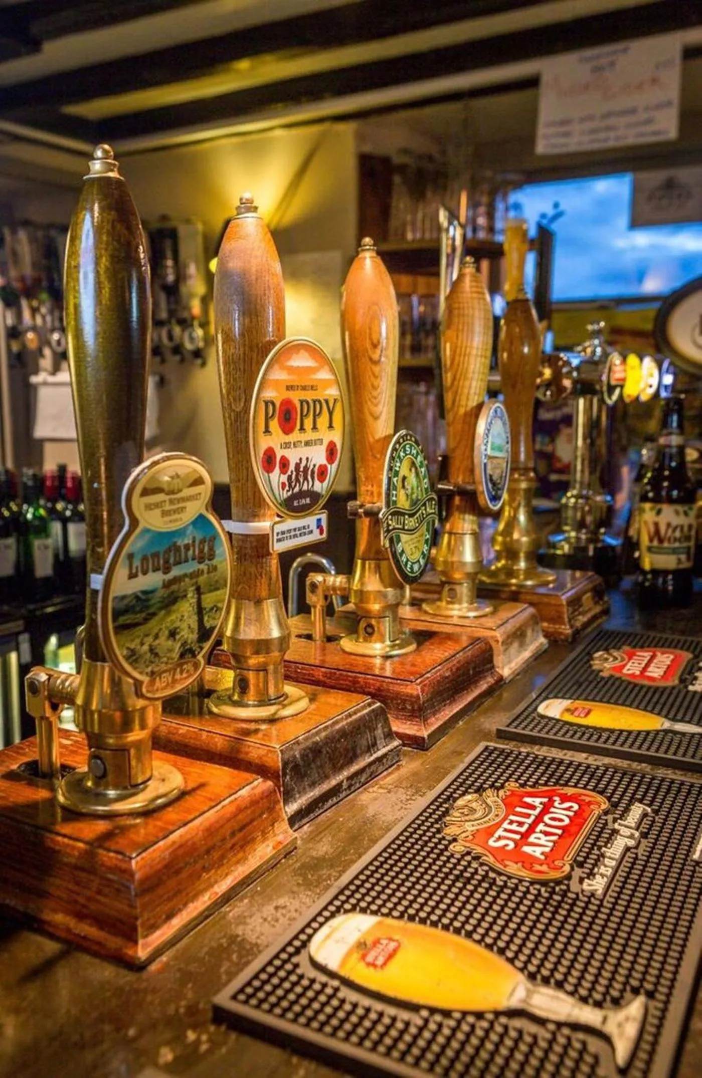 Lounge or bar in The Mortal Man Inn