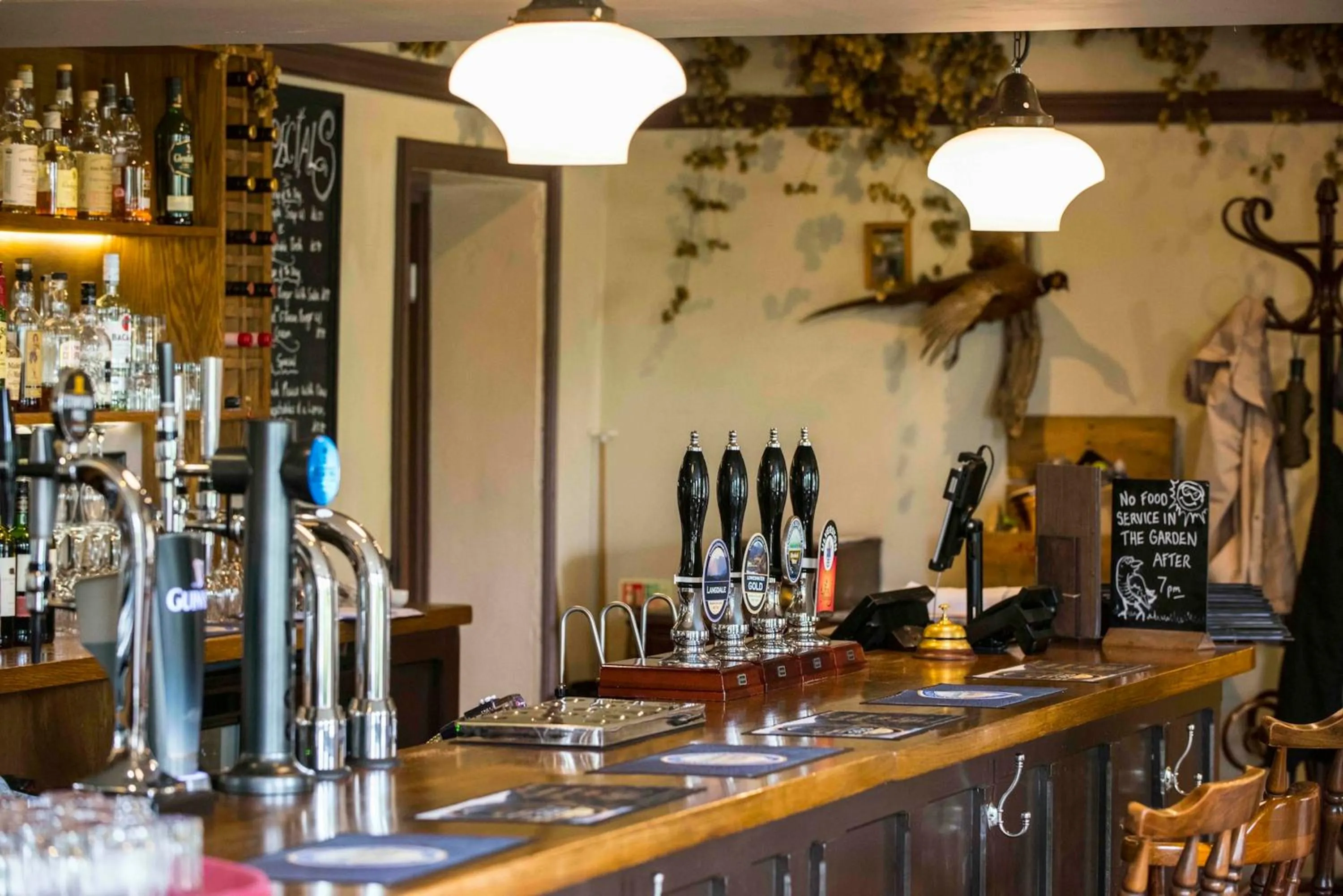 Lounge or bar in The Cuckoo Brow Inn