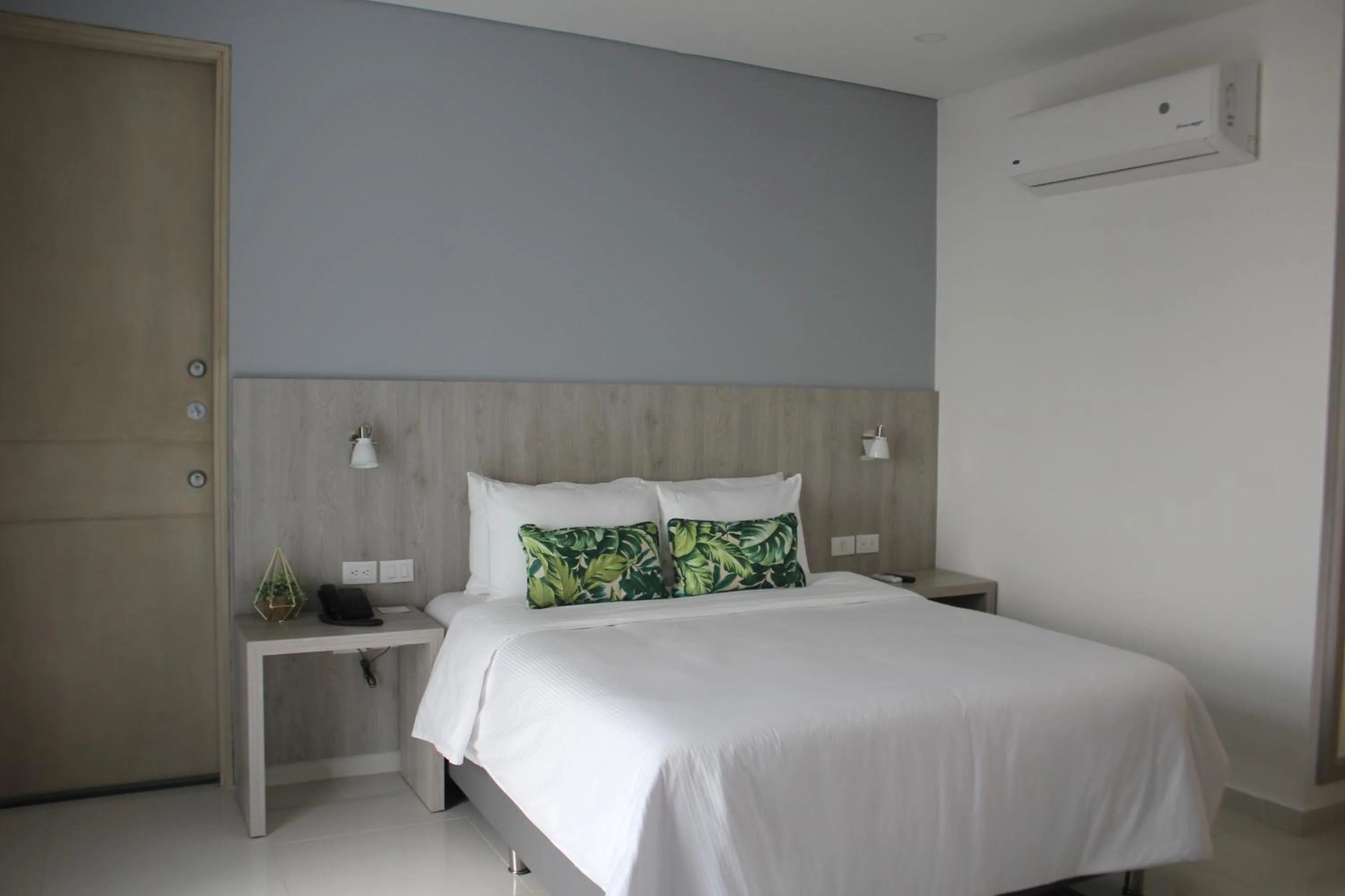 Photo of the whole room, Bed in Hotel Sexta Avenida Inn