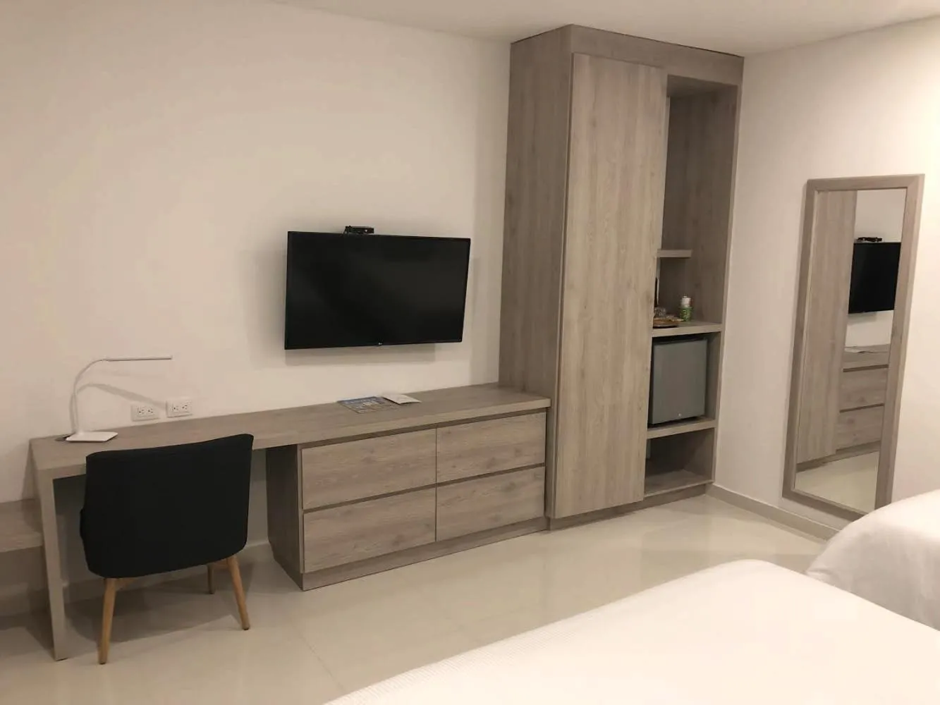 TV and multimedia, Bed in Hotel Sexta Avenida Inn