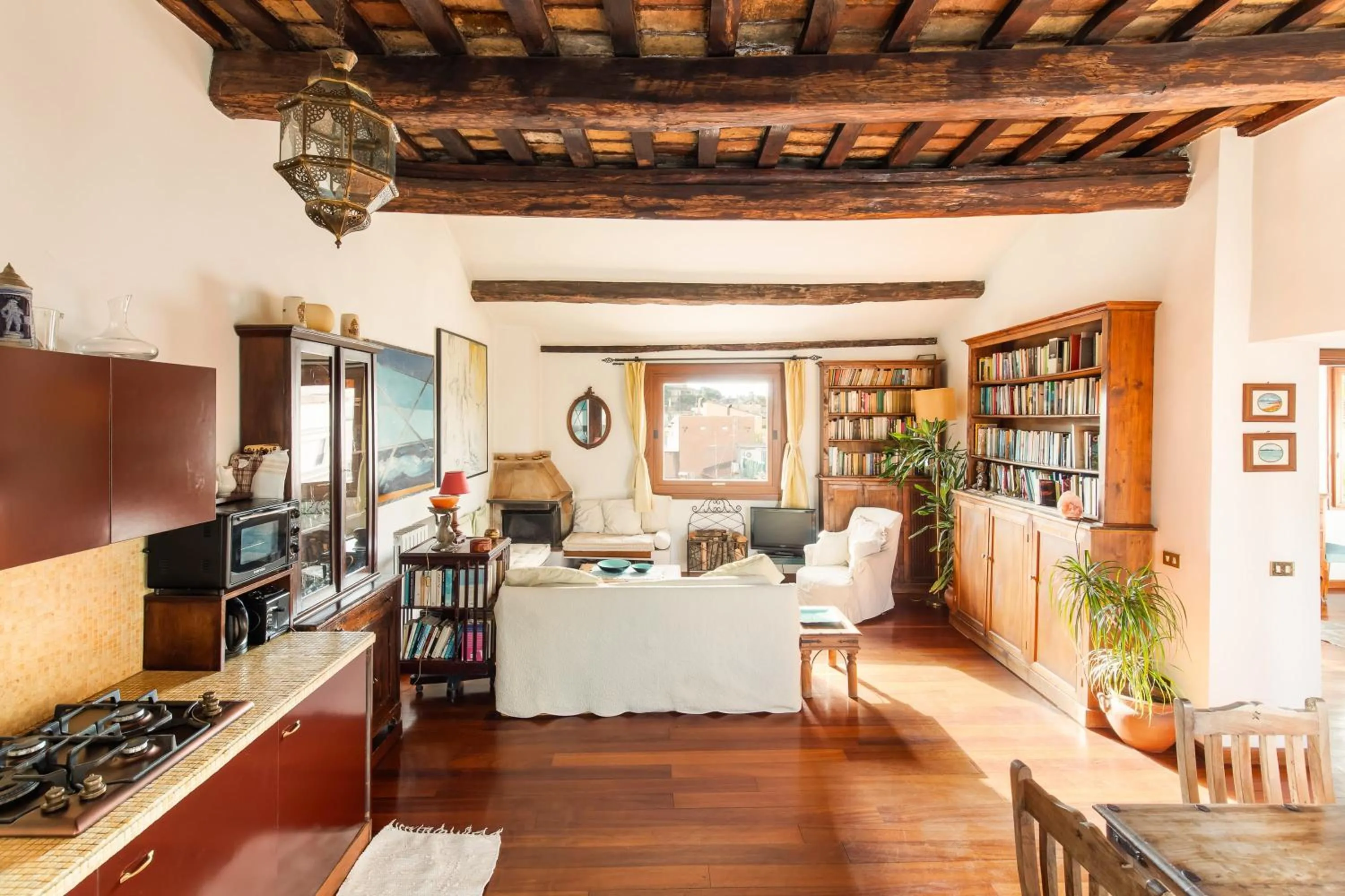 Piazza Mattei Terrace Apartment | Romeloft