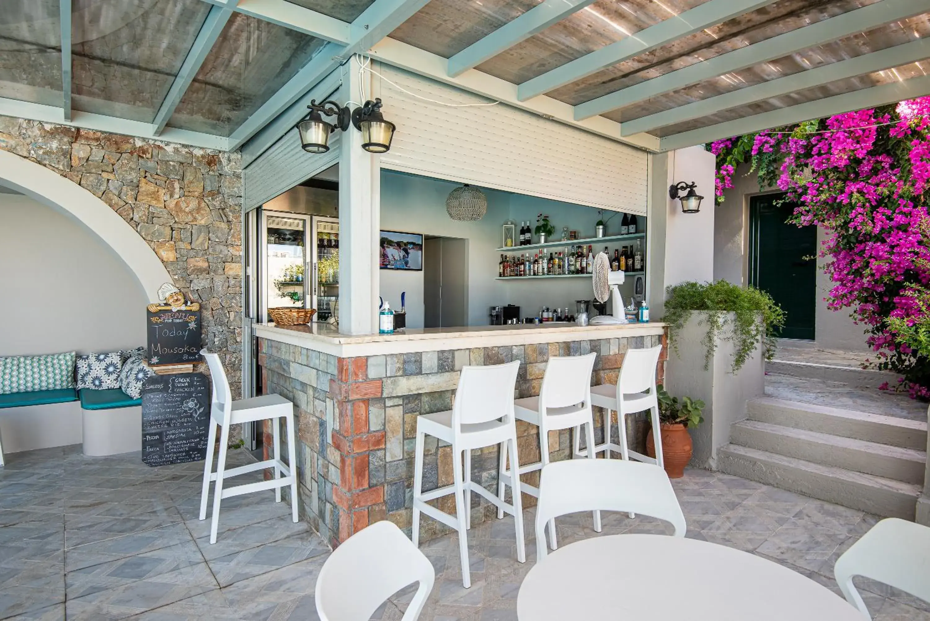 Restaurant/places to eat in Aphea Village Restaurant/places to eat in Aphea Village