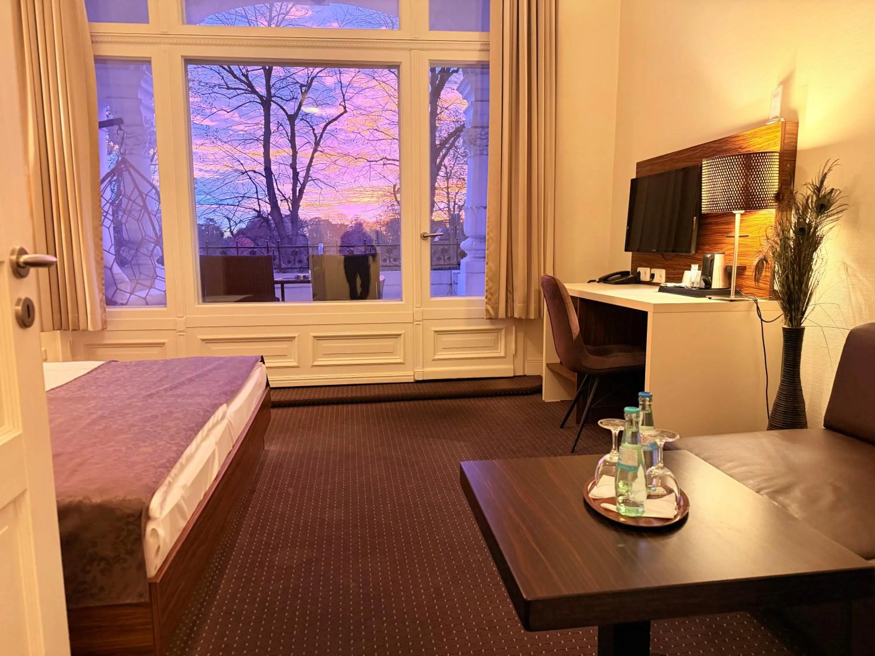 Bed in Hotel Excellent