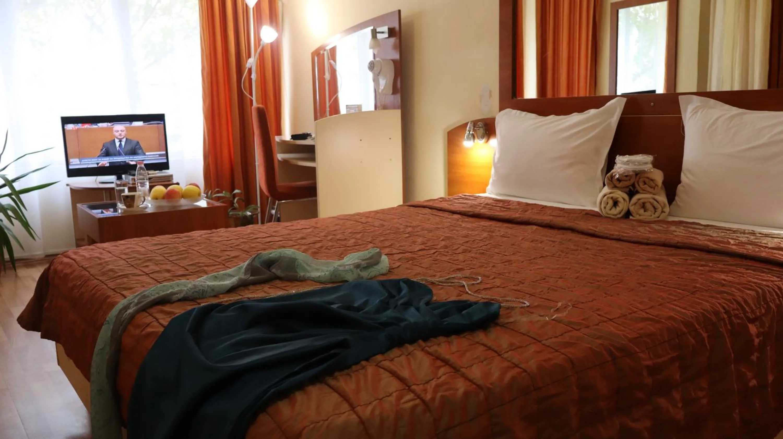 Bed in Hotel Palitra