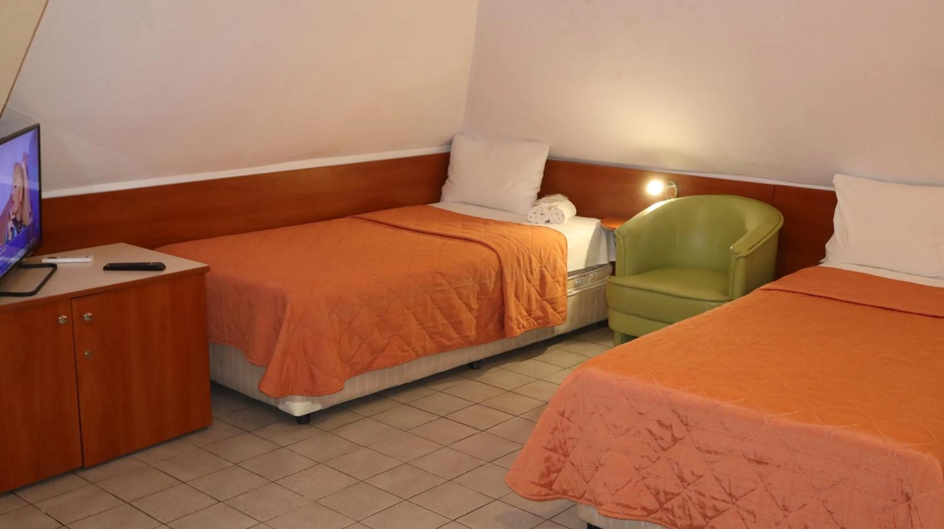 Bed in Hotel Palitra
