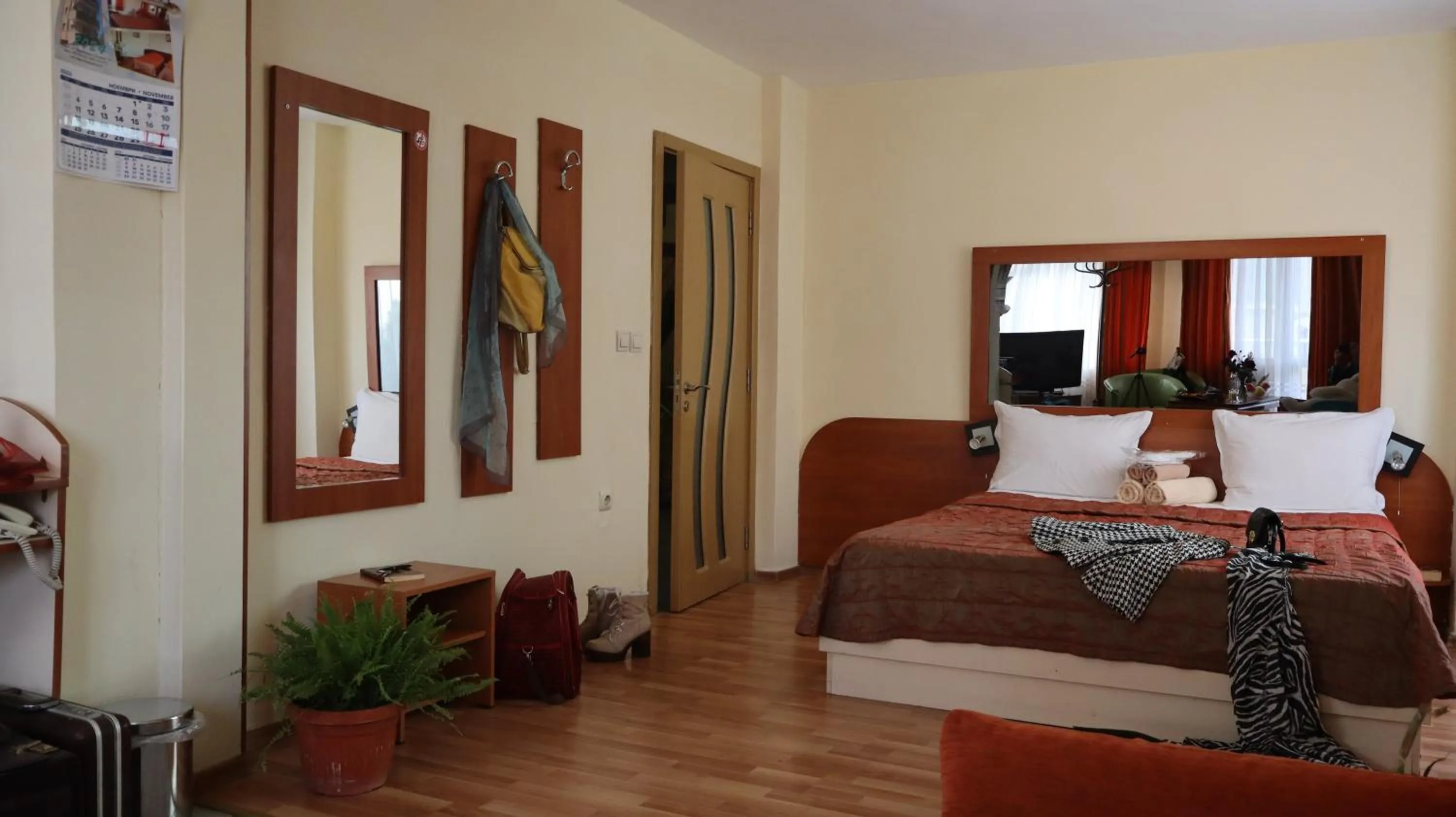 Bed in Hotel Palitra