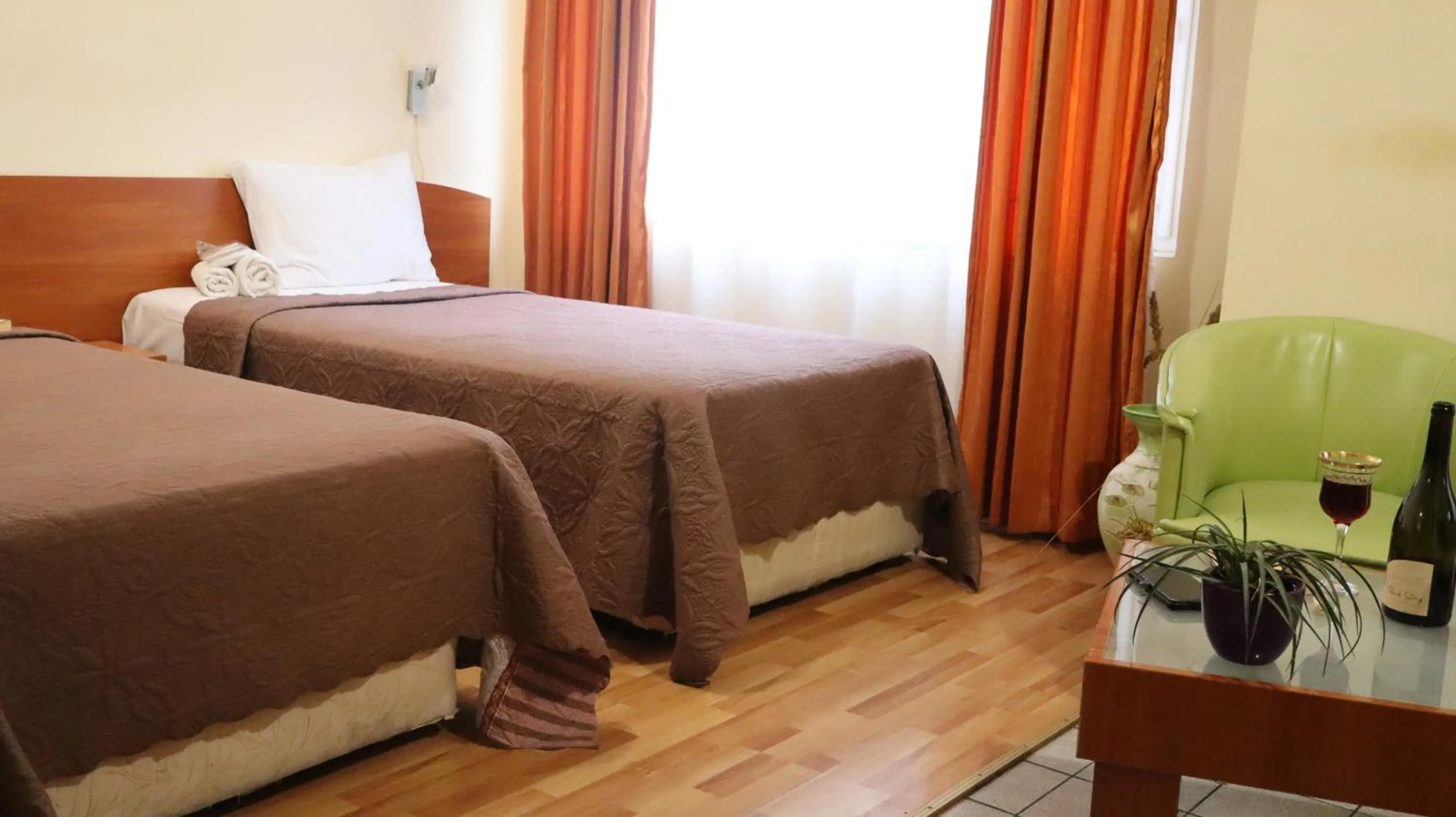Bed in Hotel Palitra