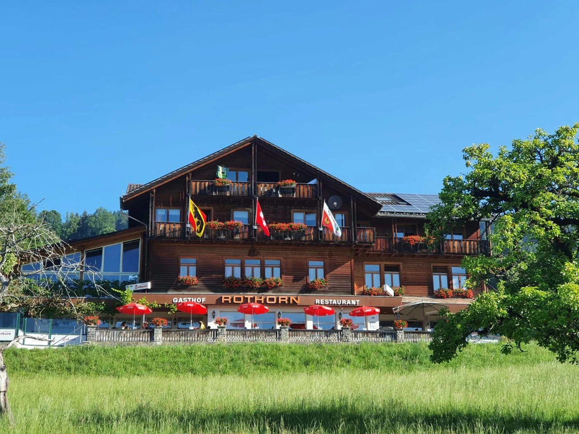 Property building in Hotel Rothorn Vintage-Style