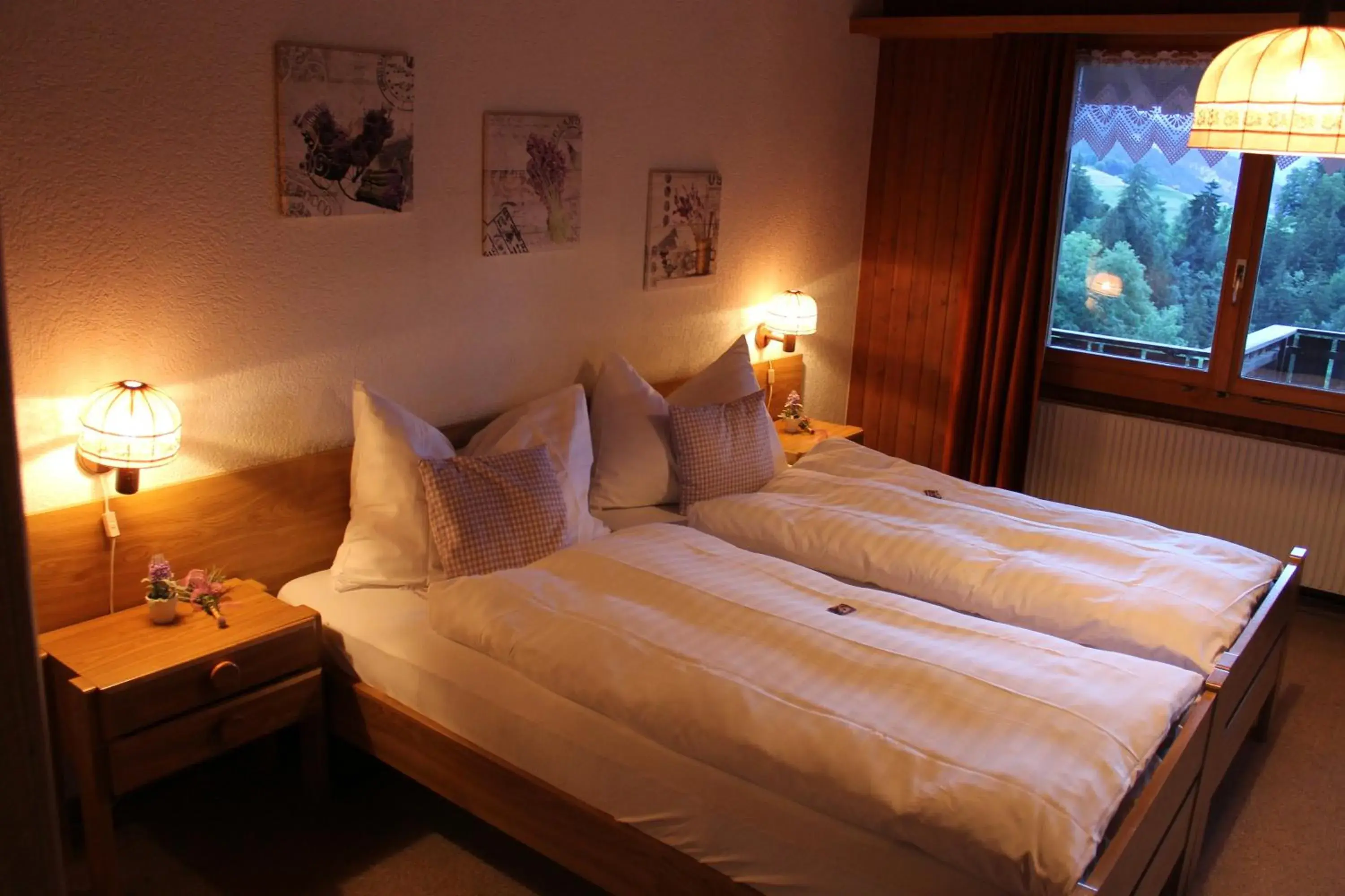 Standard Double Room in Hotel Rothorn Vintage-Style Standard Double Room in Hotel Rothorn Vintage-Style