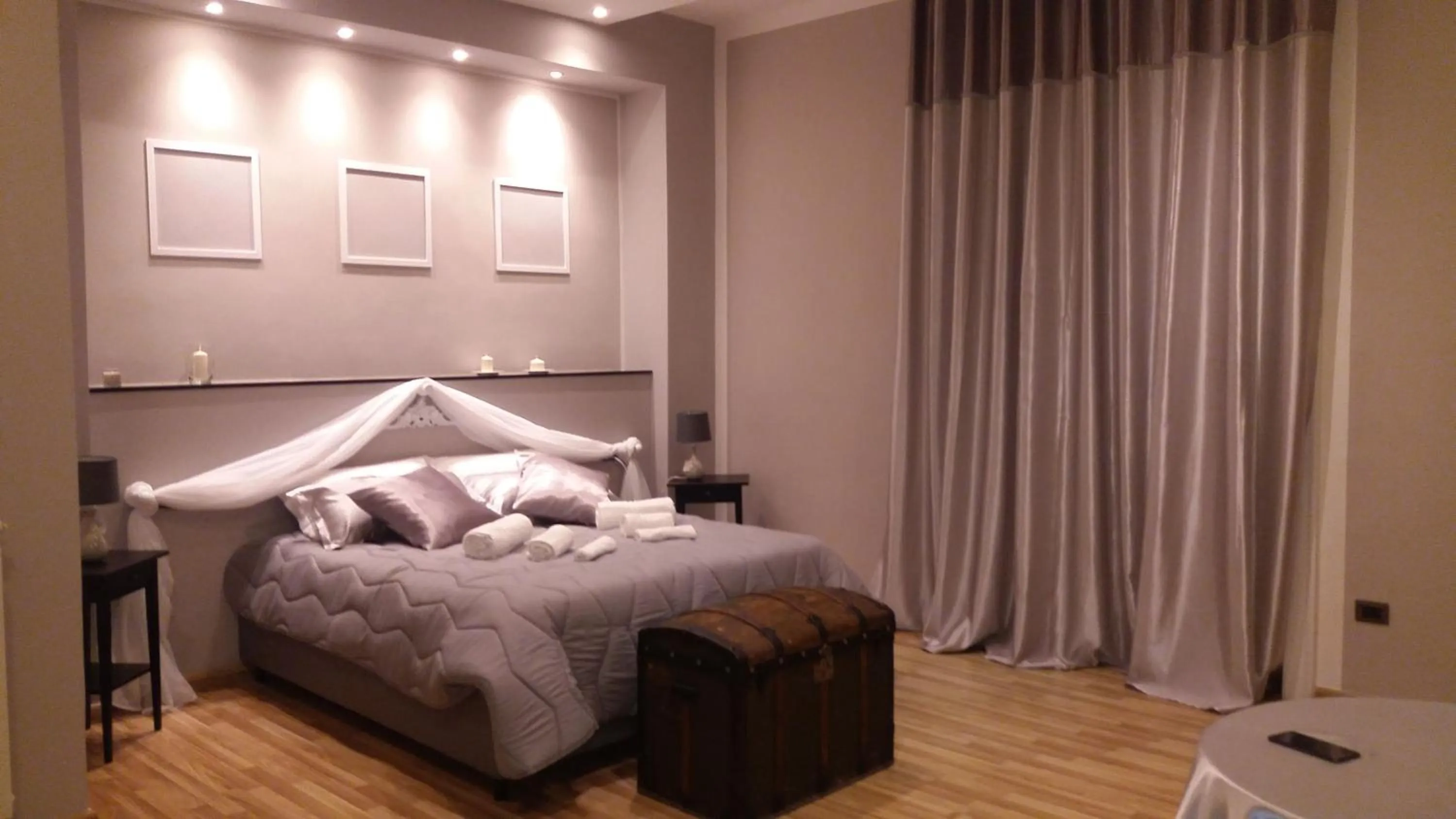 Bed in REGGIA & DINTORNI ROOMS A CASERTA